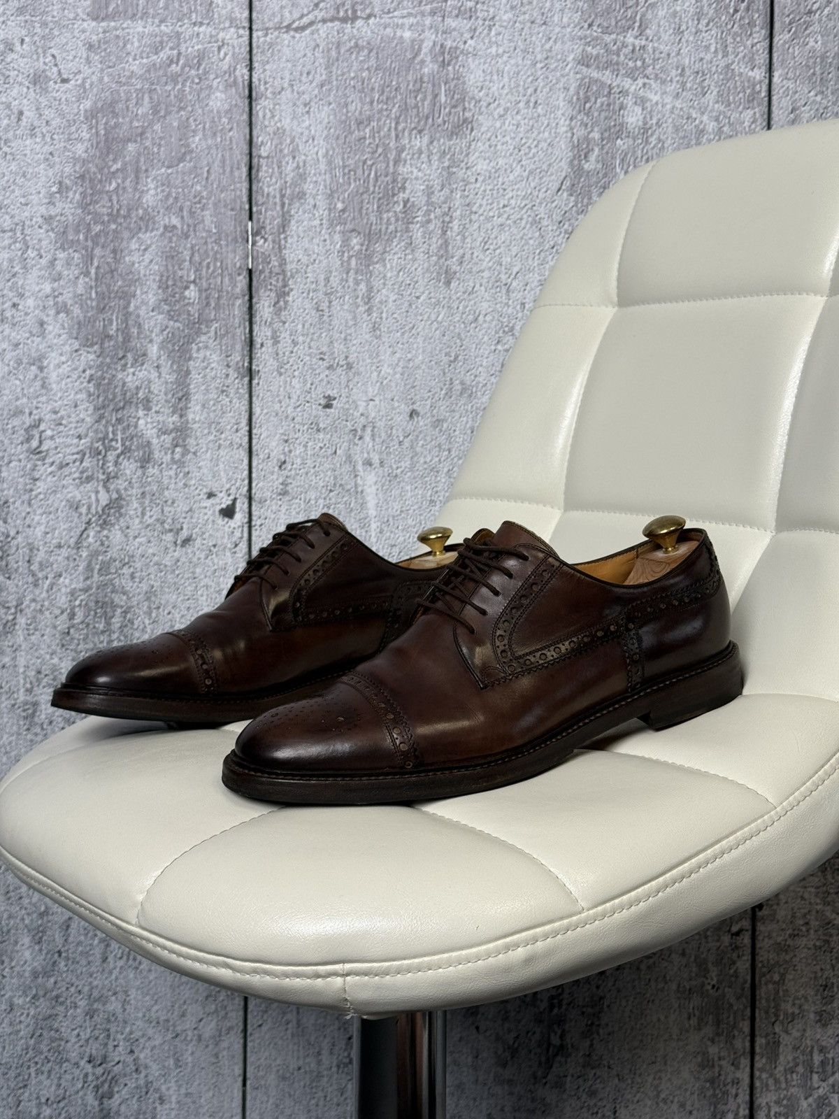 Gucci Gucci Men's Brown Leather Cap-Toe Semi-Brogue Derby Shoes Size US 10.5 / EU 43-44 - 1 Thumbnail