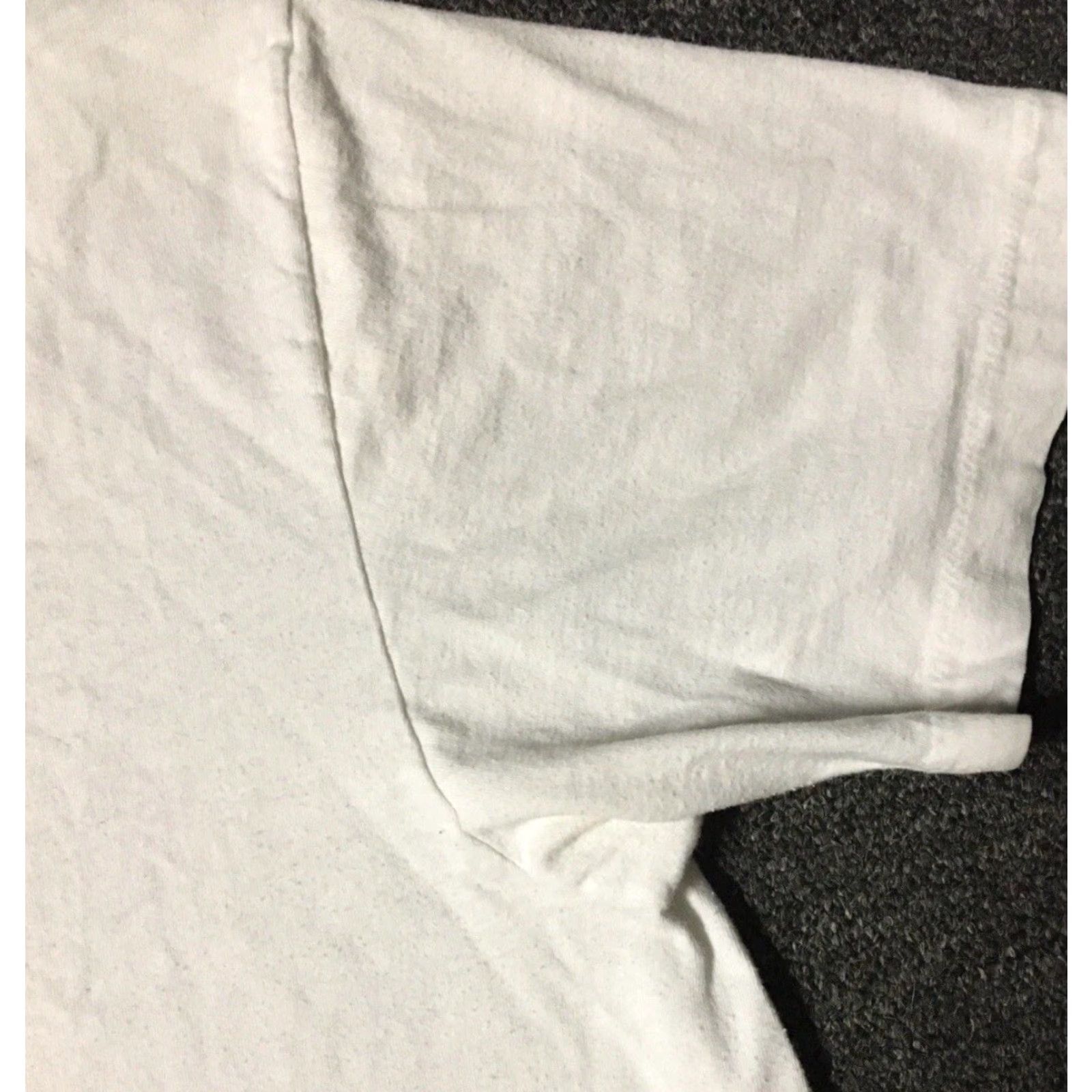 Hanes VINTAGE Hanes Shirt M 80s 90s Faded White Vintage Grunge Biker Punk Skate Surf Trucker Track PE Size US M / EU 48-50 / 2 - 7 Thumbnail