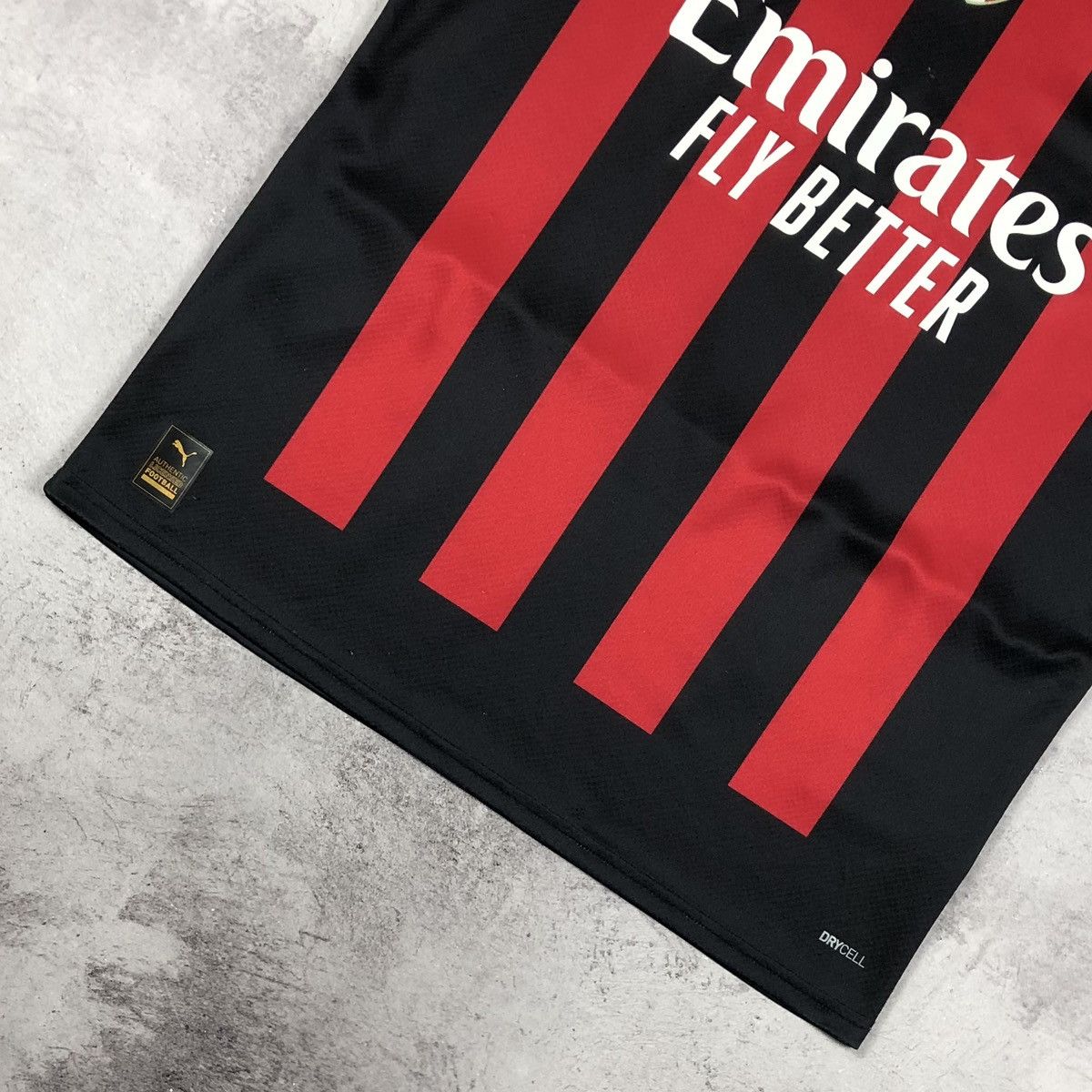 Puma AC Milan 2022-2023 Puma Home Soccer Jersey Kit Size US M / EU 48-50 / 2 - 6 Thumbnail