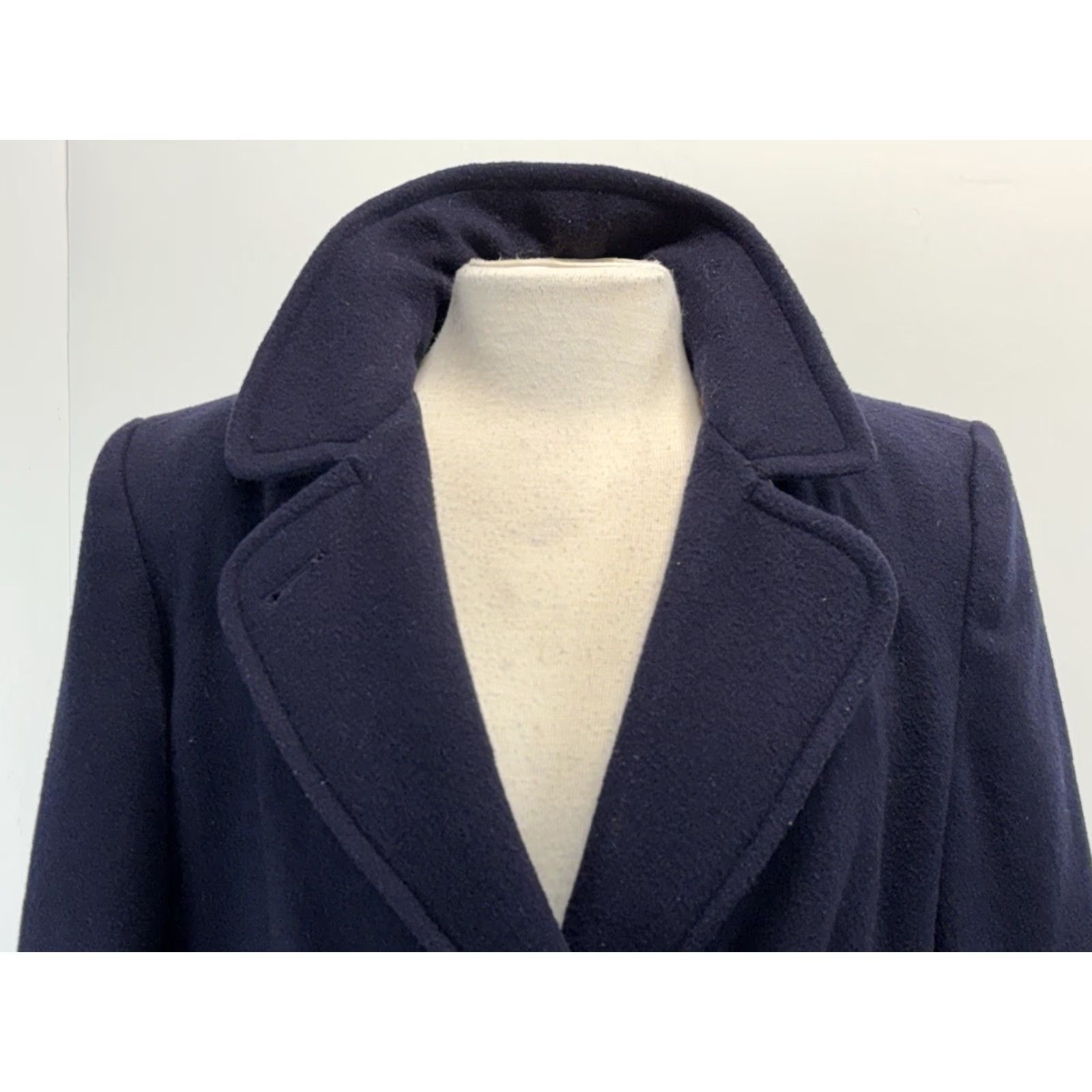 Talbots VINTAGE Talbots Wool Pea Coat Women’s 8 Navy Blue Solid Long Sleeve Buttoned Pockets Classic 90s Old Money Academia Size M / US 6-8 / IT 42-44 - 5 Thumbnail