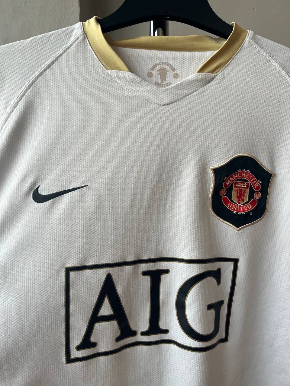 Nike 2006/08 MANCHESTER UNITED AWAY SOCCER JERSEY FOOTBALL SHIRT Size US M / EU 48-50 / 2 - 3 Thumbnail