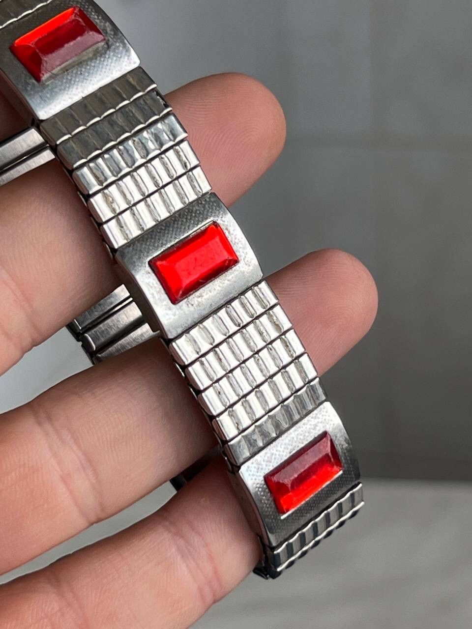 Jewelry Bracelet Silver Chrome Red Stone Crystal Y2K 90s Jewelry Size ONE SIZE - 7 Thumbnail
