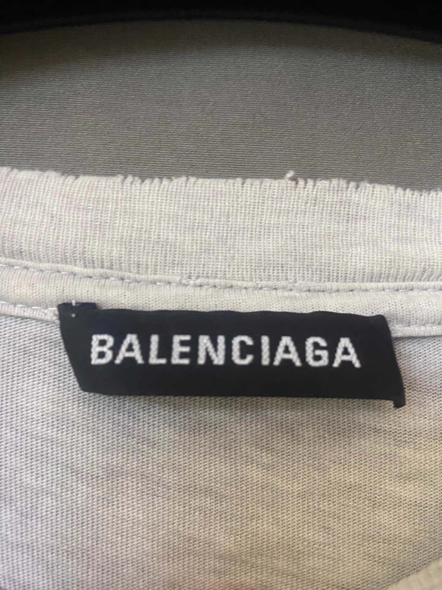 Balenciaga Balenciaga 2018 Classic Double B Logo T-shirt Size US XL / EU 56 / 4 - 4 Thumbnail