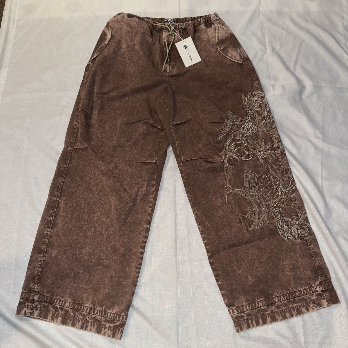 Acne Studios Acne Studios DC Comics Embroidered Trousers Old Pink / Rust Size US 33 - 3 Thumbnail