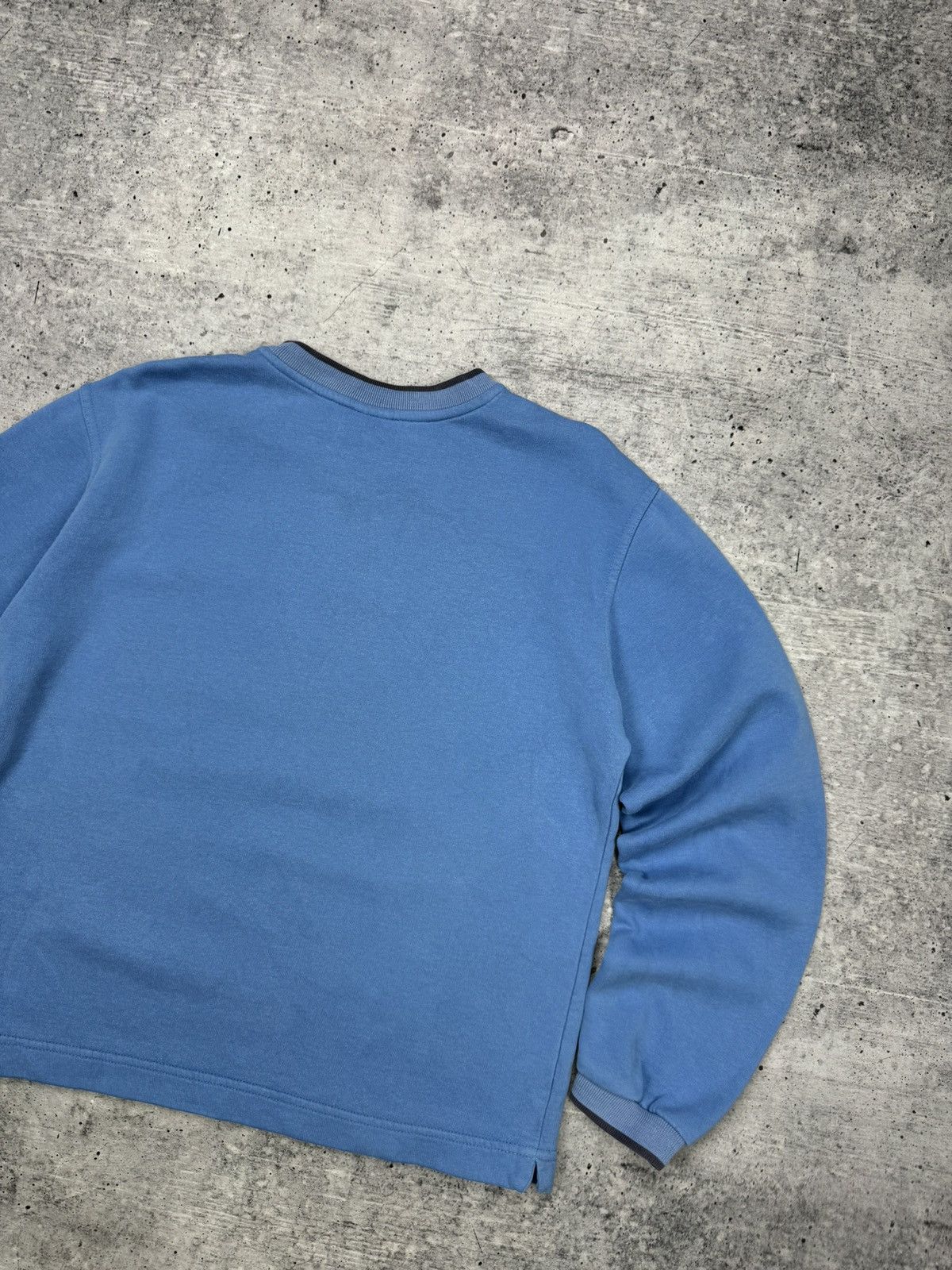 Nike × Vintage Vintage Nike Y2K Style 90's Big Central Logo Blue Sweatshirt Size M / US 6-8 / IT 42-44 - 16 Thumbnail