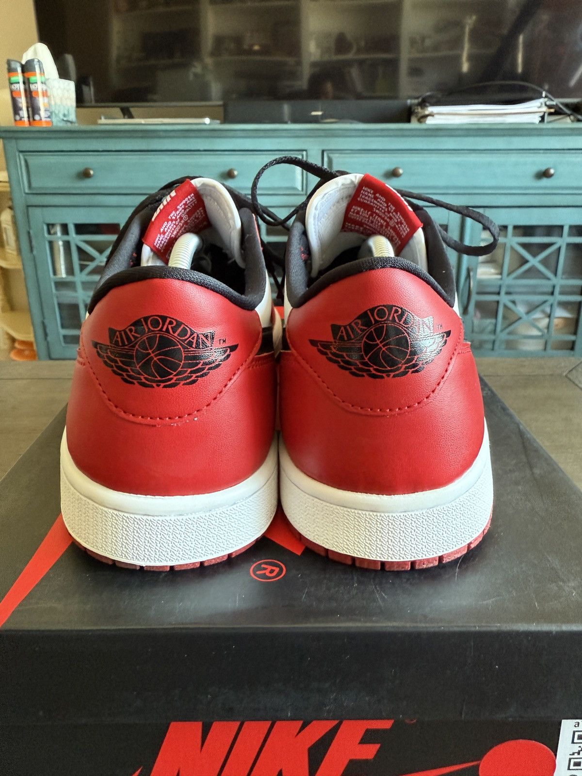 Jordan Brand 705329 600 Air Jordan 1 Retro Low OG 'Chicago' 2016 Size 11 Size US 11 / EU 44 - 3 Thumbnail