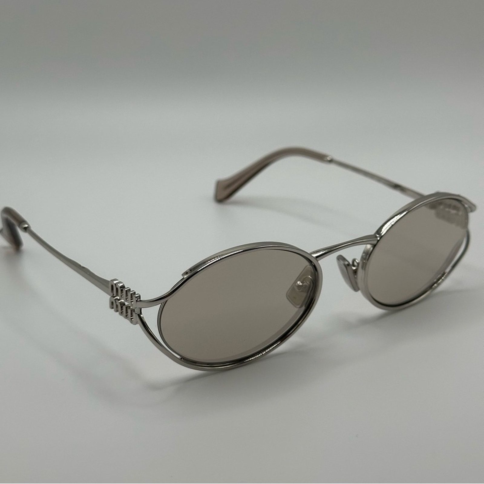 Miu Miu MIU MIU SUNGLASSES MU52YS 1BC10F Silver Ivory Mirror Women Size ONE SIZE - 6 Thumbnail