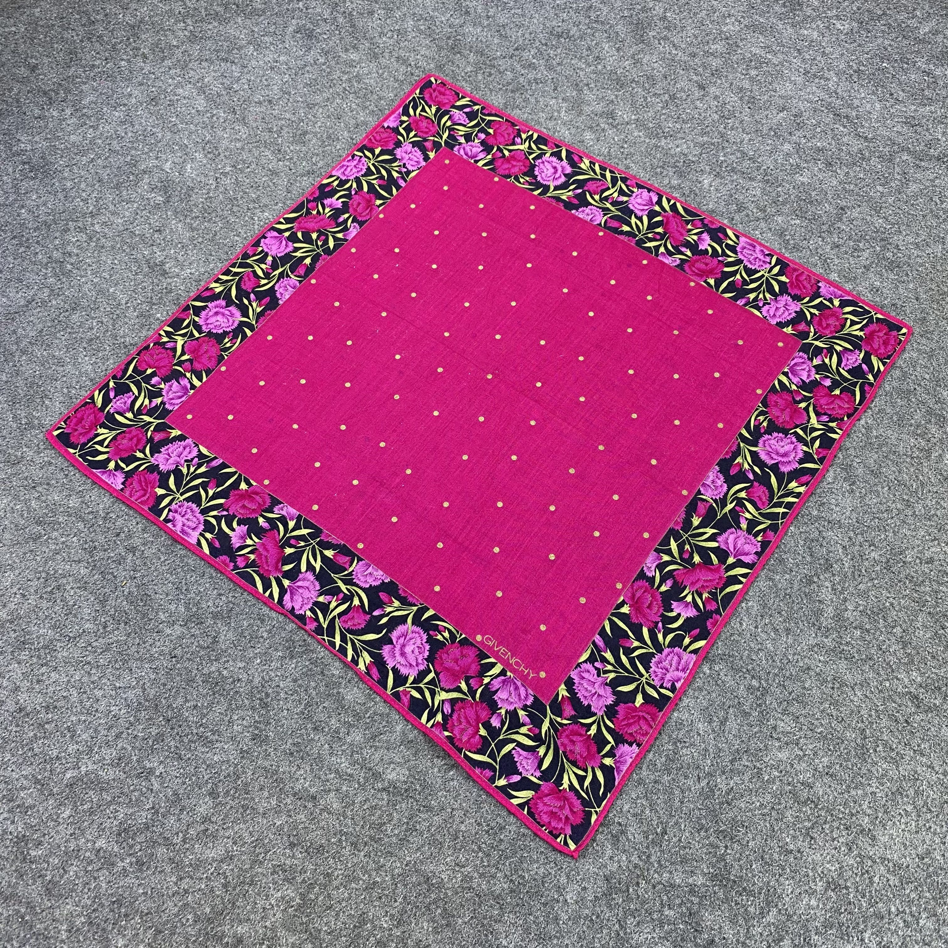 Givenchy Gvenchy Handkerchief / Bandana / Neckerchief-B2286 Size ONE SIZE - 4 Thumbnail