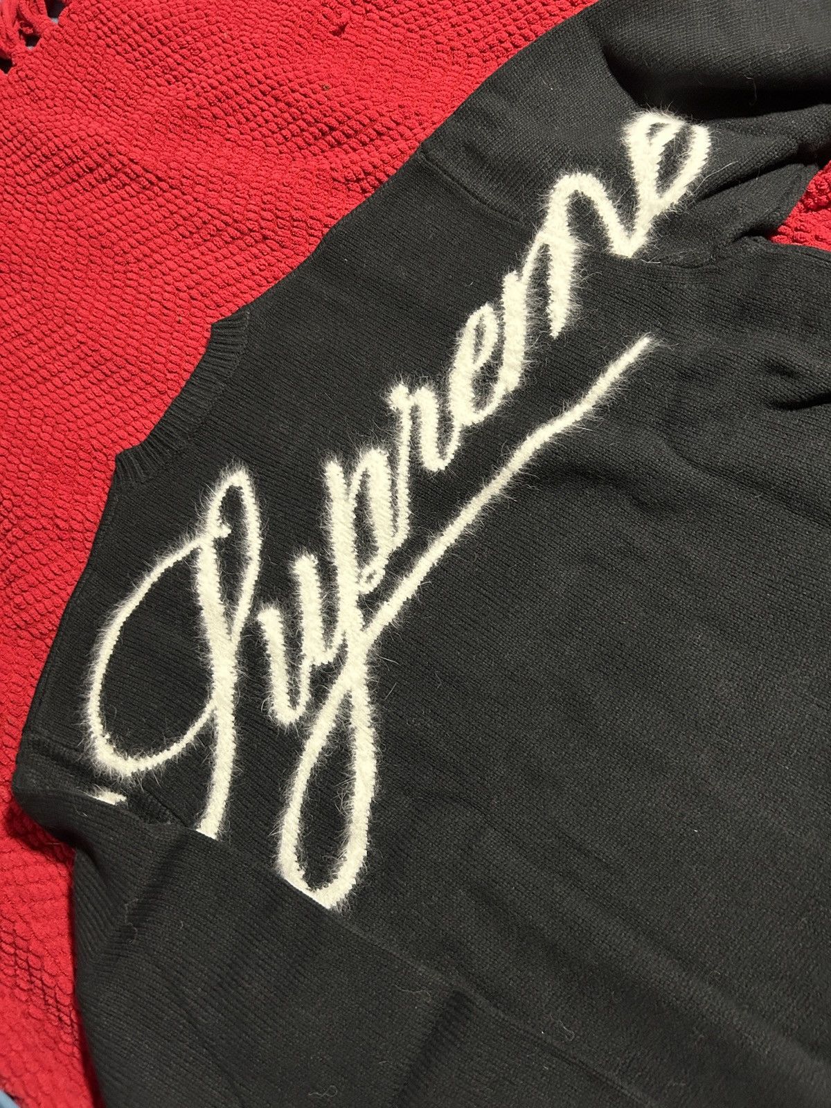 Supreme Supreme angora script sweater x large Size US XL / EU 56 / 4 - 3 Thumbnail