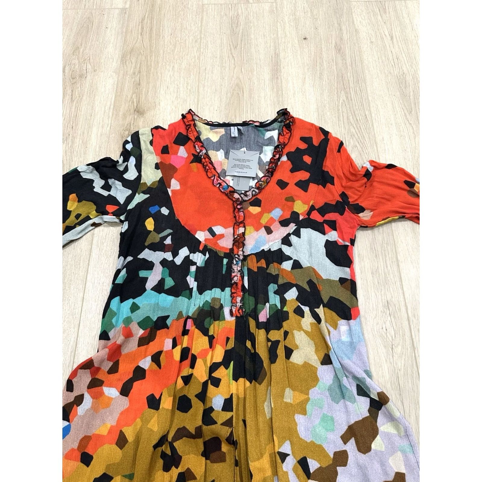 Vintage VINTAGE BL-NK Blank Anthropologie Kayla Abstract Motif Ruffle Tunic Petite Small Size S / US 4 / IT 40 - 4 Thumbnail