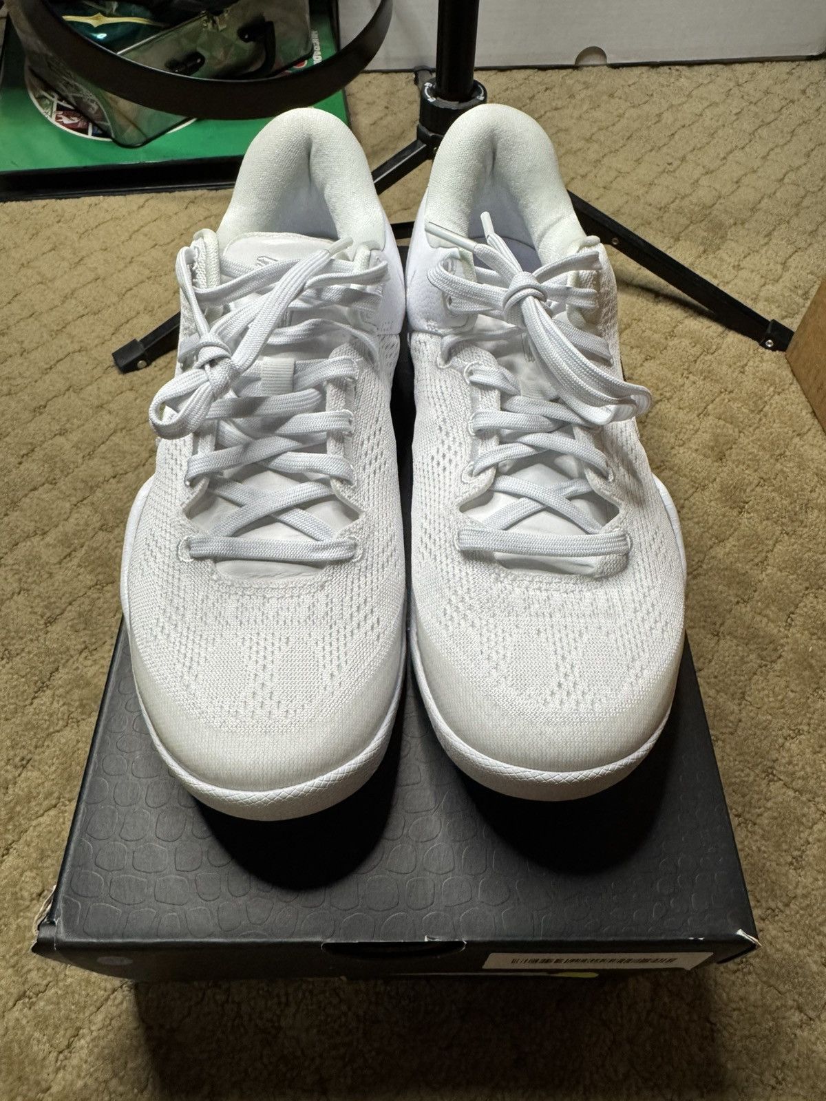 Nike Nike Kobe VIII 8 Protro Halo Size 5.5 Men/Size 7 Women Size US 5.5 / EU 38 - 3 Thumbnail