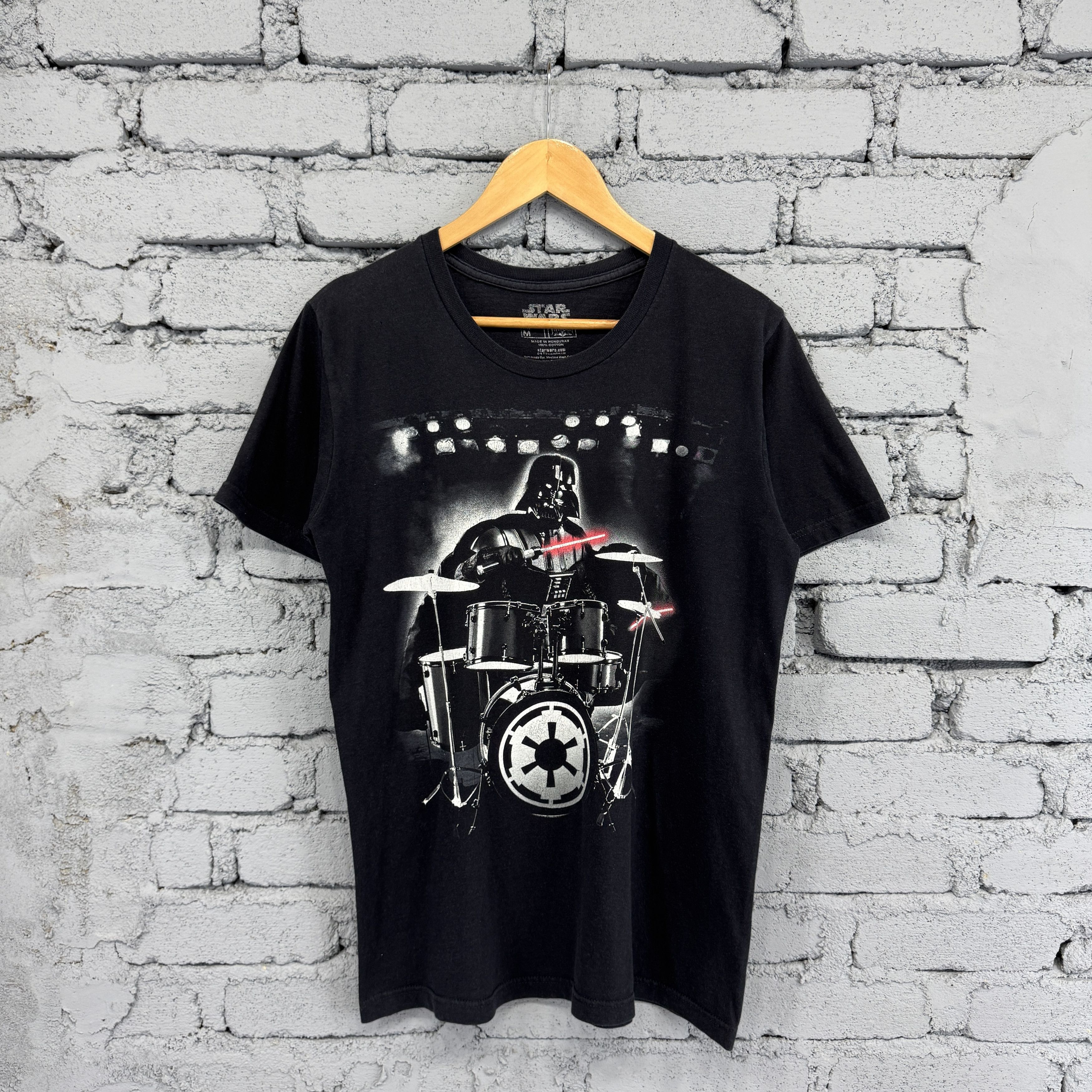 Star Wars Darth Vader Star Playing Drums Star Wars Black Sunfaded Size US M / EU 48-50 / 2 - 1 Thumbnail