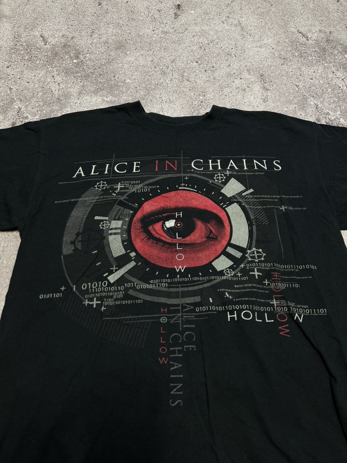 Band Tees Vintage Alice In Chains Band T Shirt Tee Hollow Size US M / EU 48-50 / 2 - 2 Thumbnail