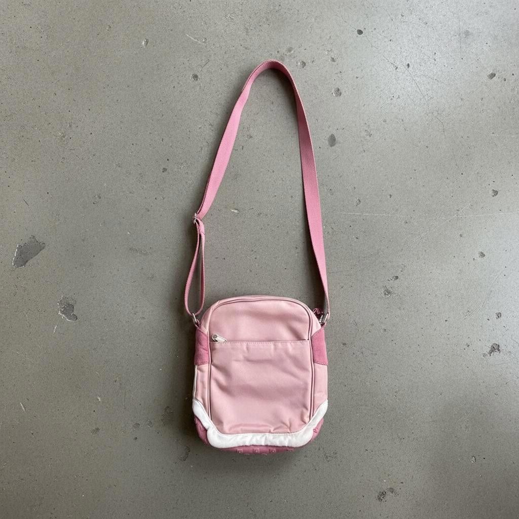 Other The Nike Messenger Sneaker Sole Bag Size ONE SIZE - 5 Thumbnail