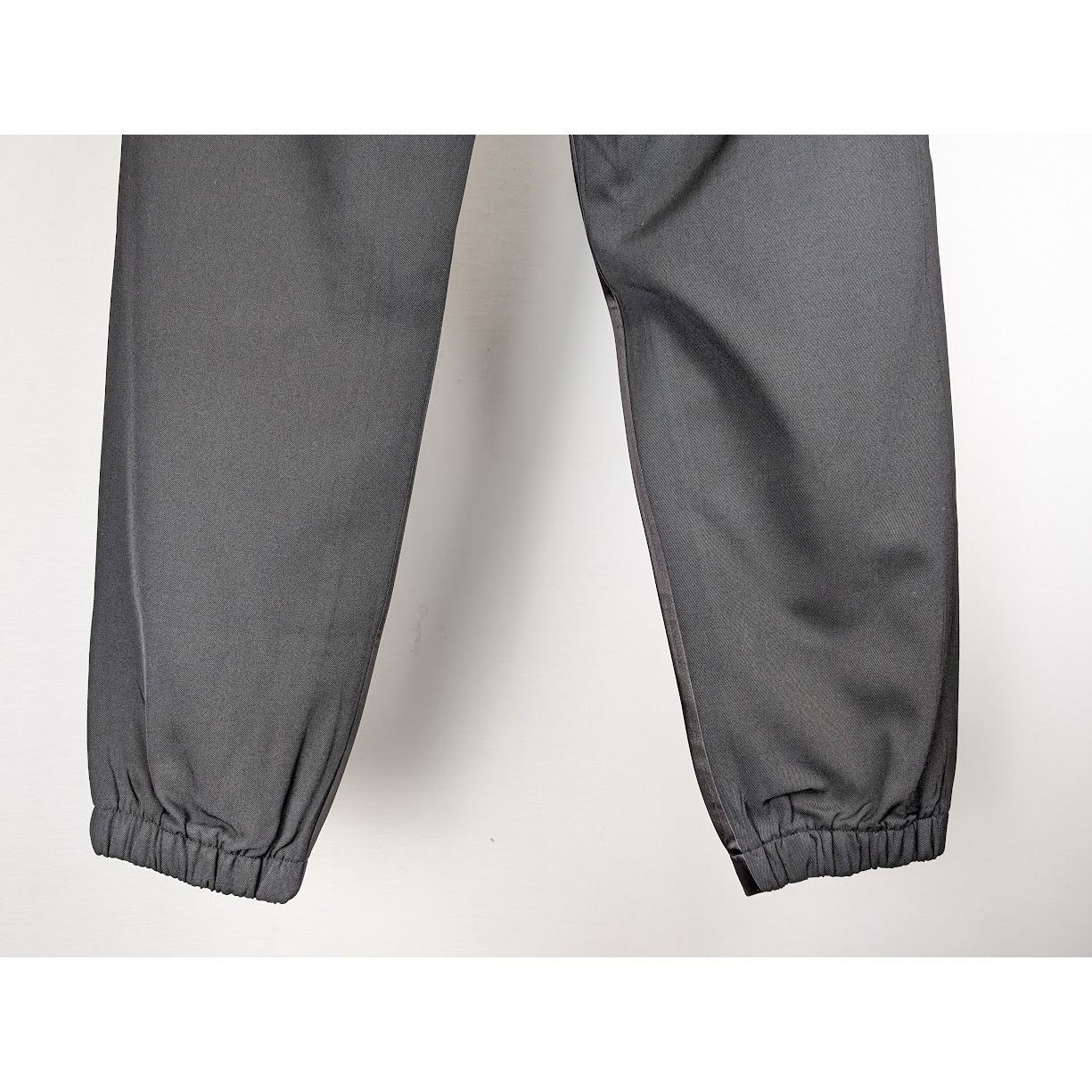 Prada o1rshd1 Gabardine Pants in Nero Size US 34 / EU 50 - 16 Thumbnail