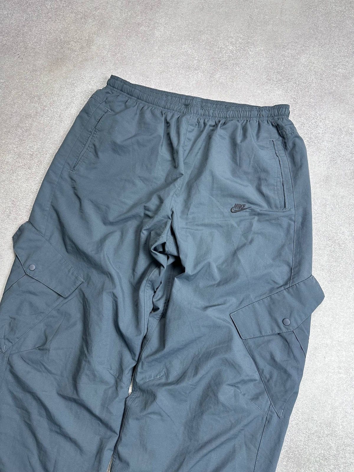Nike Vintage Nike Swoosh Baggy Cargo Y2K Pants Tn Skepta Style Size US 38 / EU 54 - 2 Thumbnail