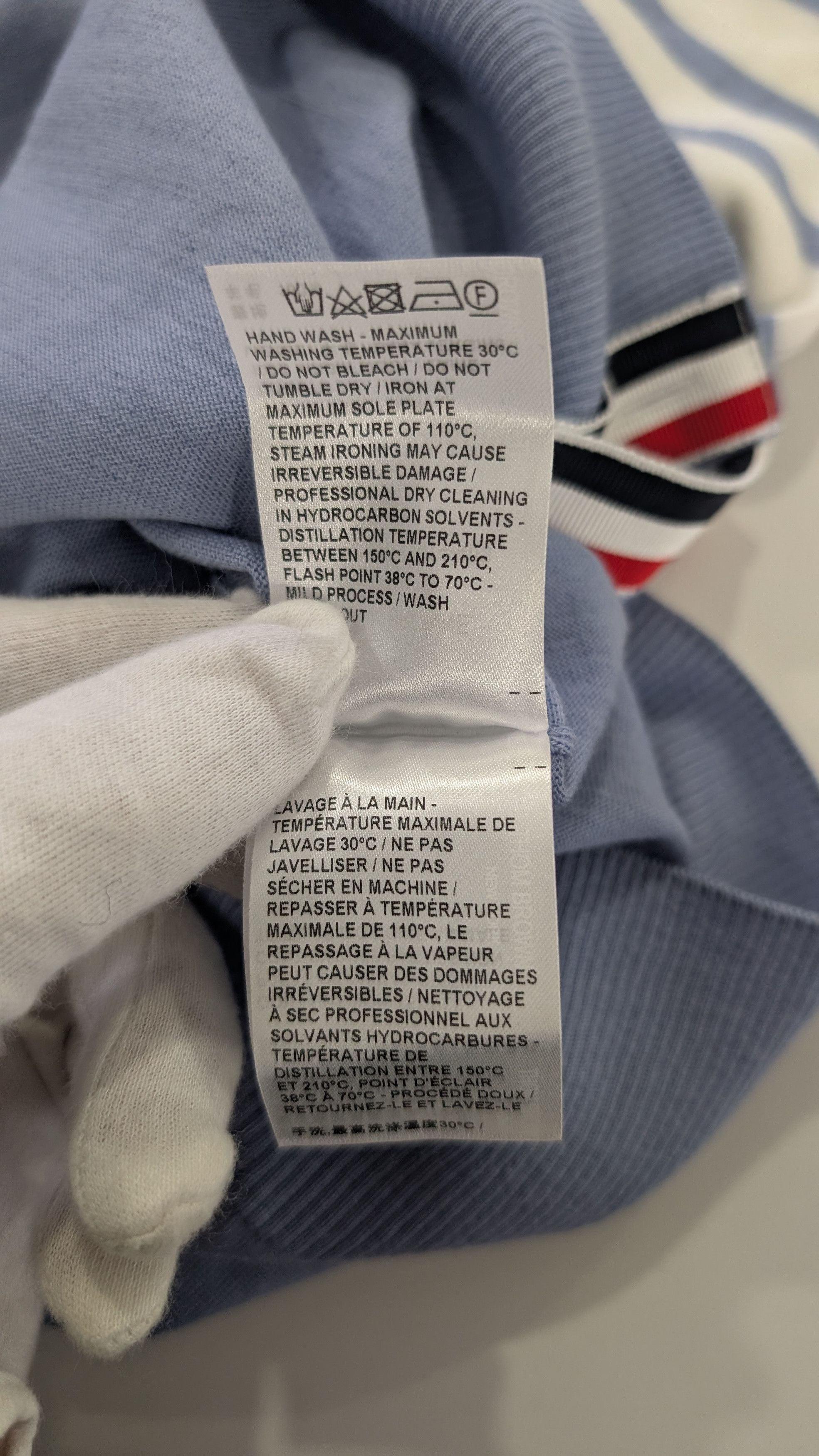 Thom Browne Thom Browne Women's Relaxed Fit 4-Bar Merino Wool Sweater Size XS / US 0-2 / IT 36-38 - 12 Thumbnail