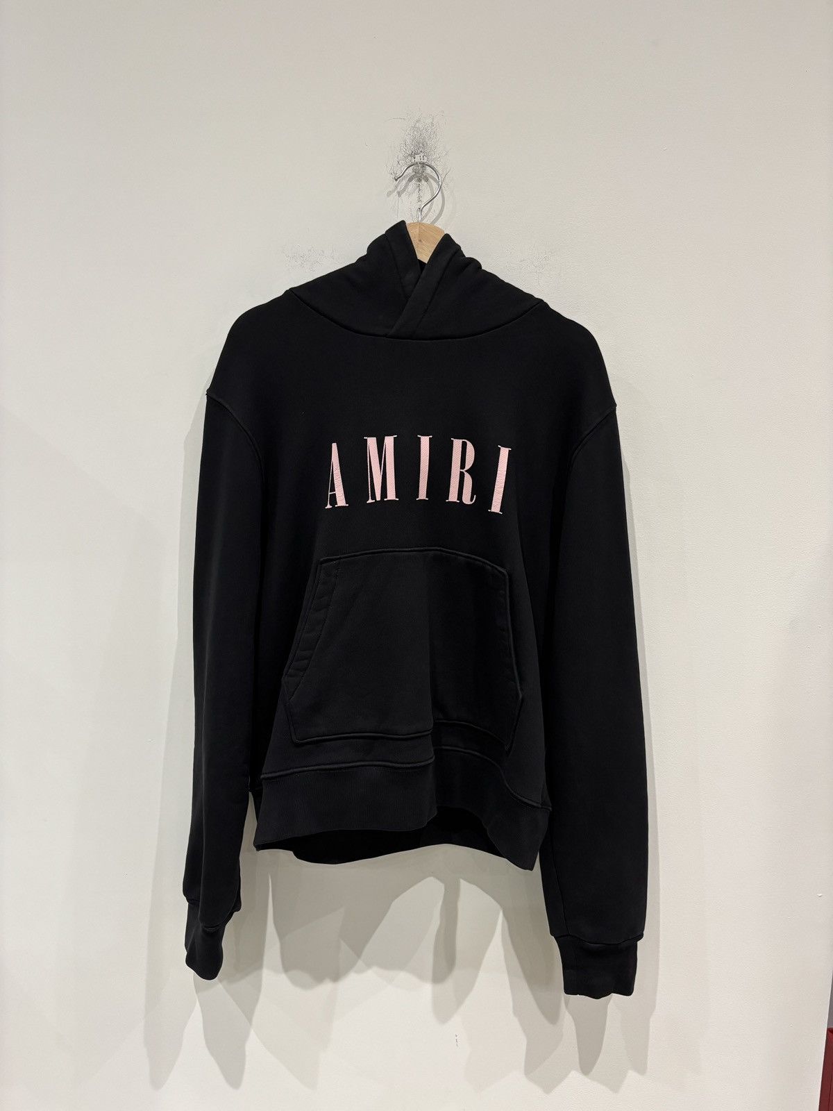 Amiri Amiri Black Pink Logo Core Hoodie Size: S Size US S / EU 44-46 / 1 - 1 Thumbnail
