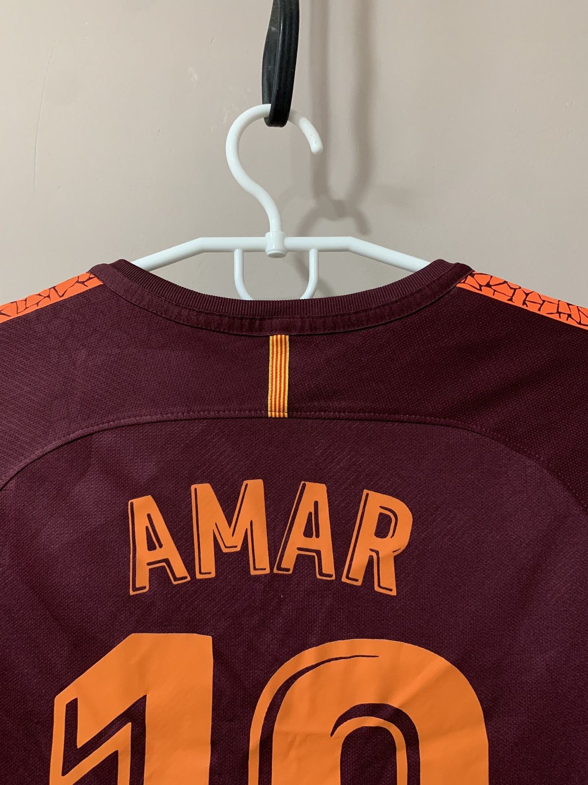 Nike Barcelona 2018 Third Football Shirt Nike Soccer Jersey #10 Size US XS / EU 42 / 0 - 9 Thumbnail