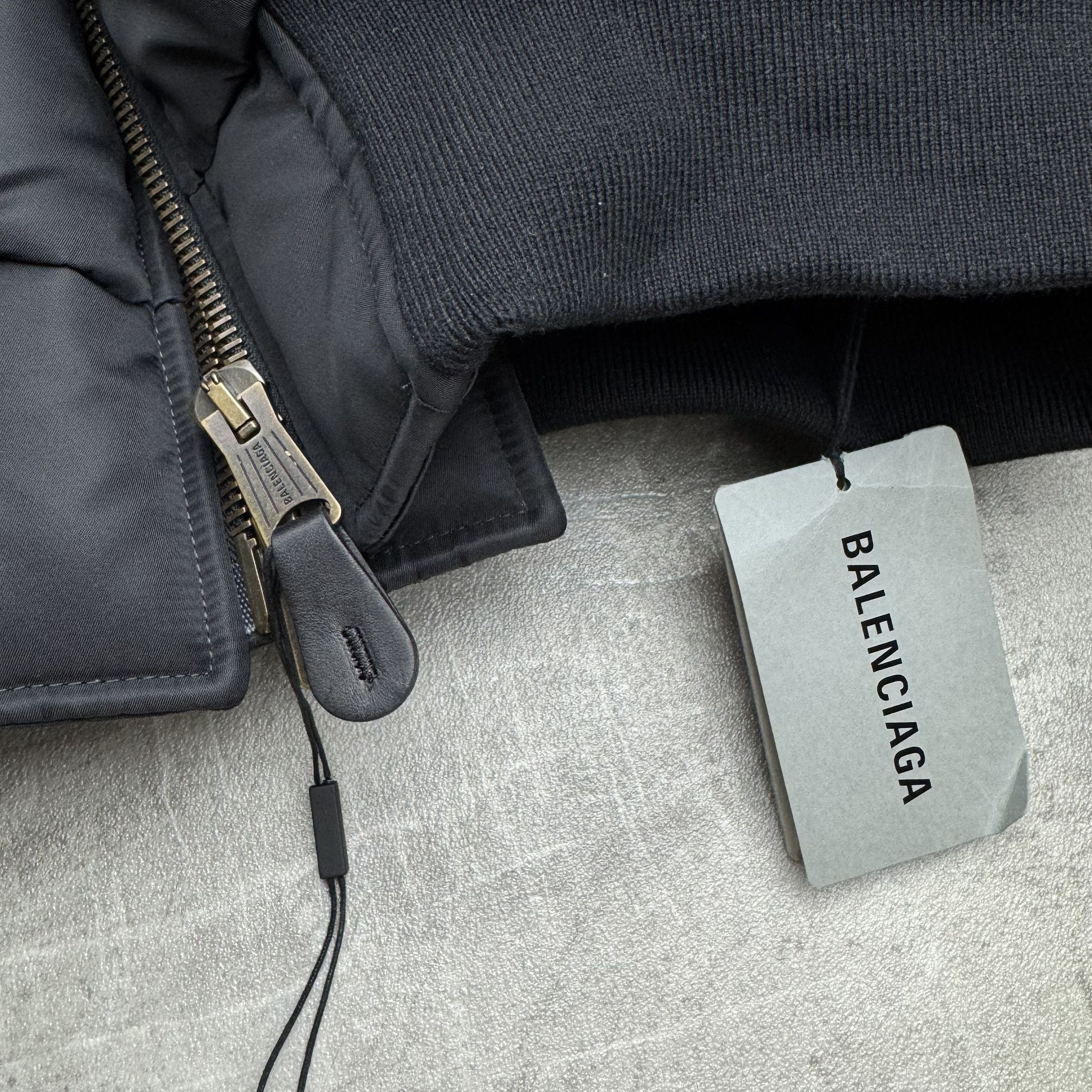 Balenciaga BALENCIAGA SS23 Runway Mud Show Padded Nylon Steroid Bomber Size US S / EU 44-46 / 1 - 8 Thumbnail