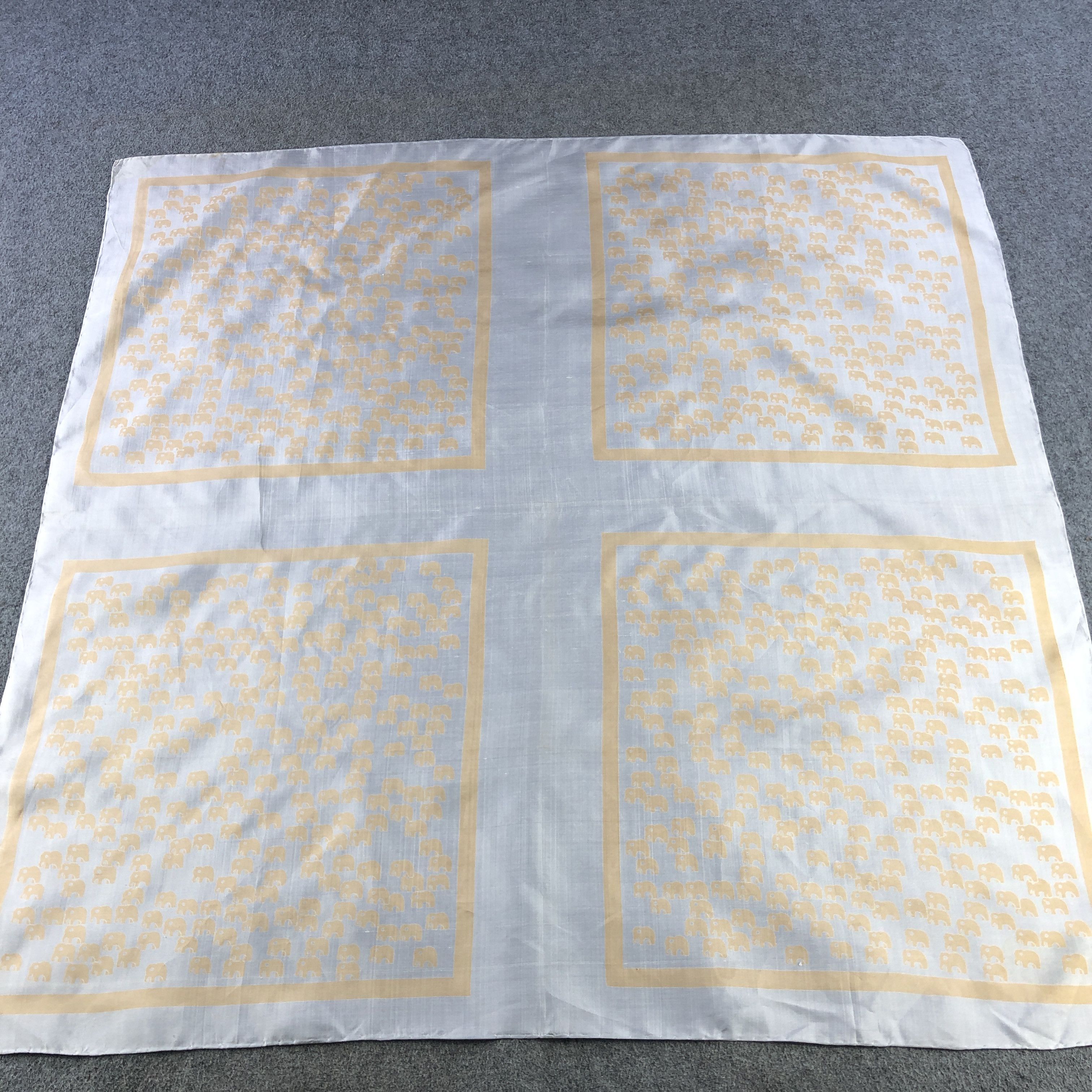 Vintage Vintage Elephants Hand Rolled Silk Scarf M1330 Size ONE SIZE - 2 Thumbnail