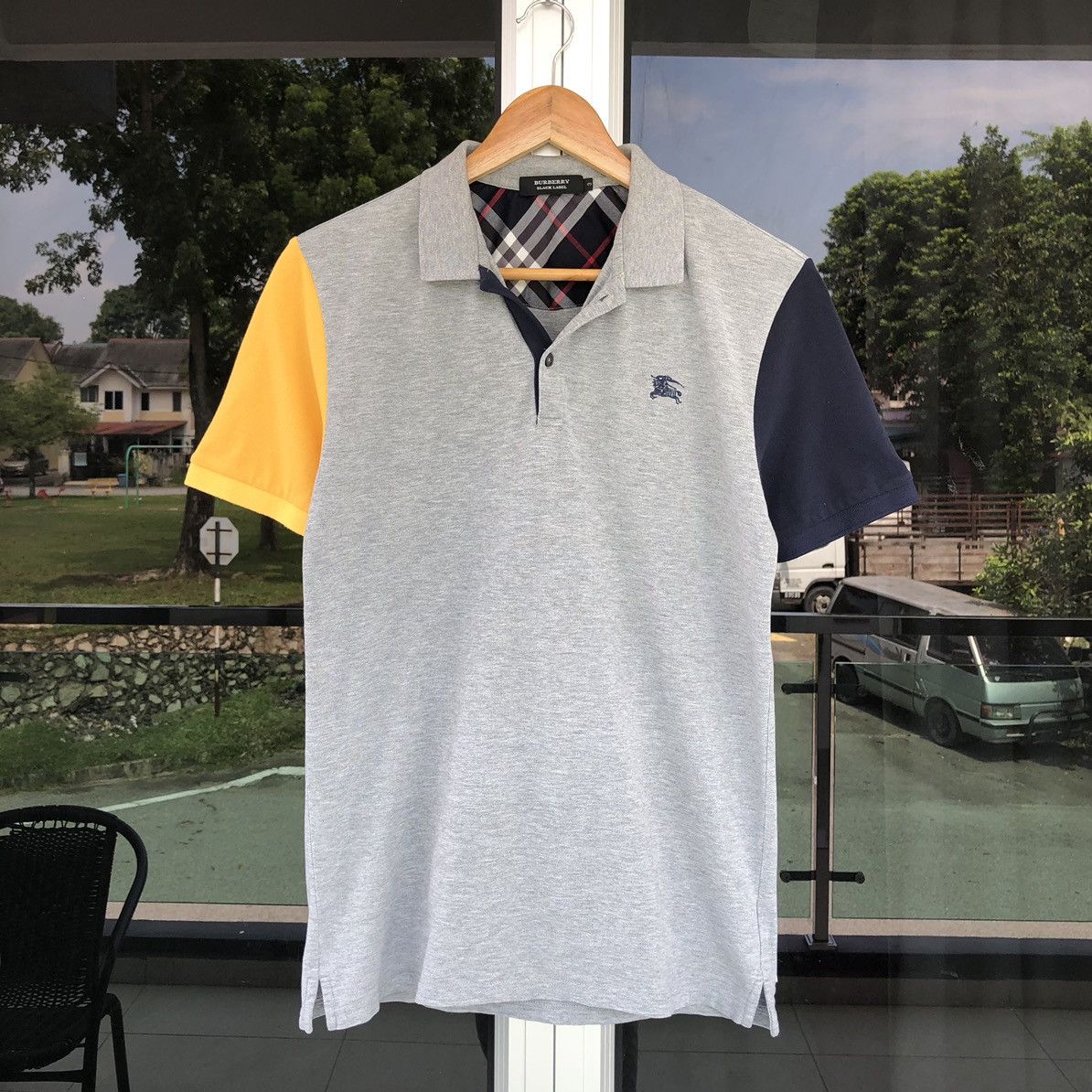 Burberry Burberry Black Label Polo Tee Size US M / EU 48-50 / 2 - 2 Thumbnail