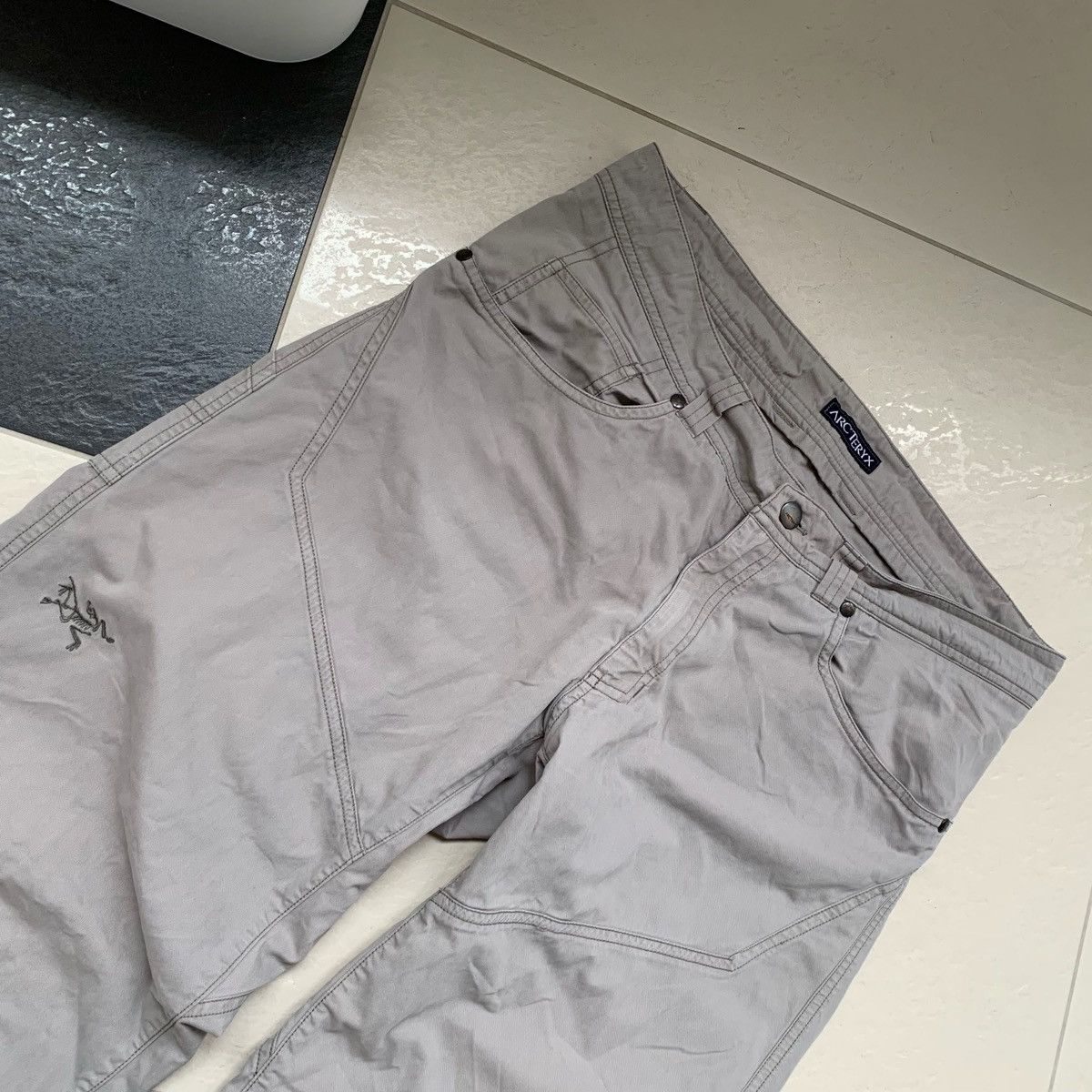 Arc'teryx Arcteryx Size US 34 / EU 50 - 5 Thumbnail