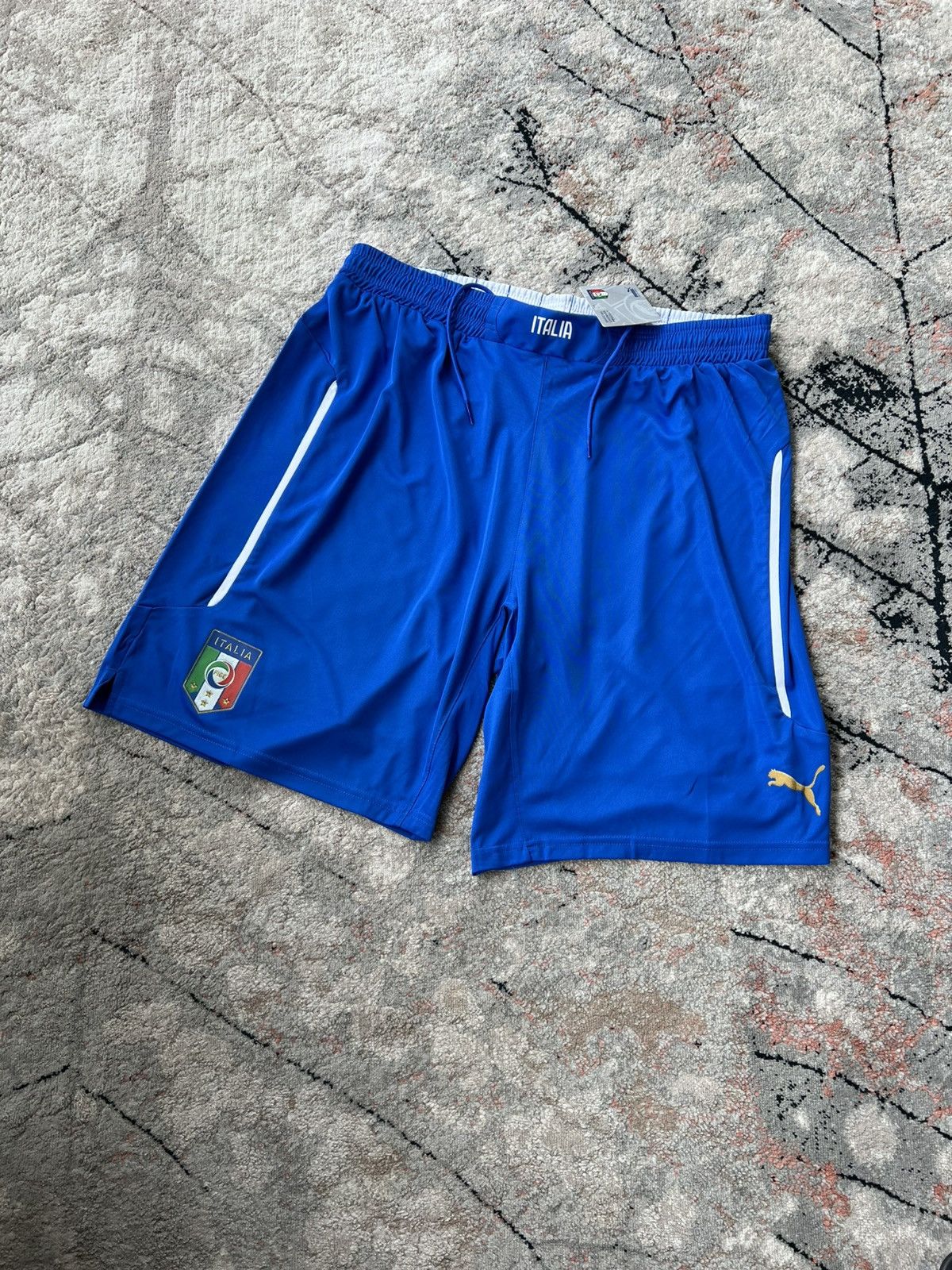 Puma Puma Italia Football Shorts Size US 36 / EU 52 - 1 Thumbnail