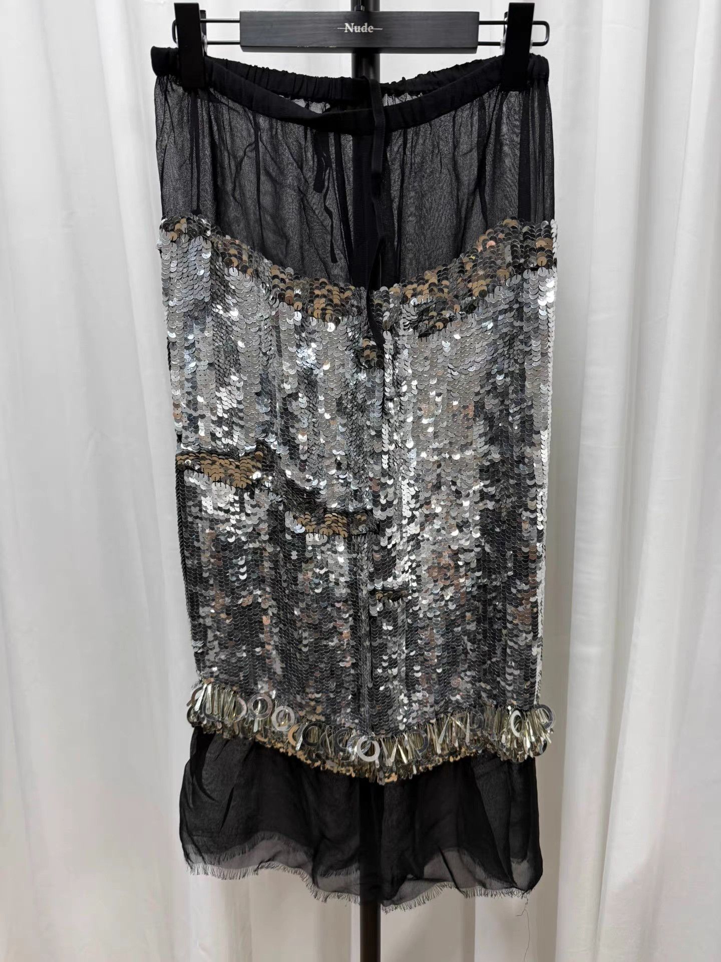 Dries Van Noten Dries van noten Heavy Sequin Midi Skirt K20 Size 24" / US 00 / IT 34 - 1 Thumbnail