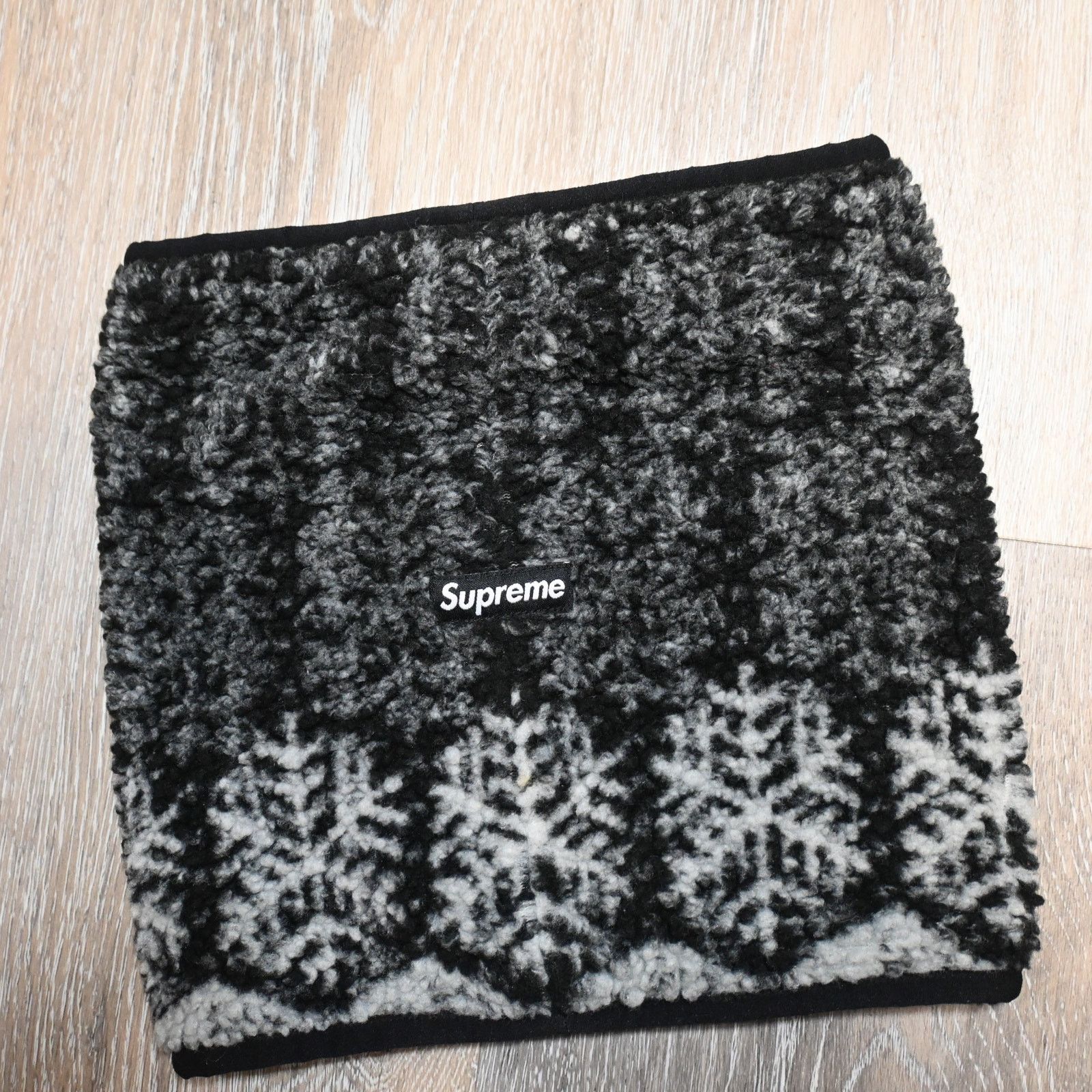 Supreme Supreme Neck Gaiter Charcoal Grey 100 % Authentic Size ONE SIZE - 3 Thumbnail