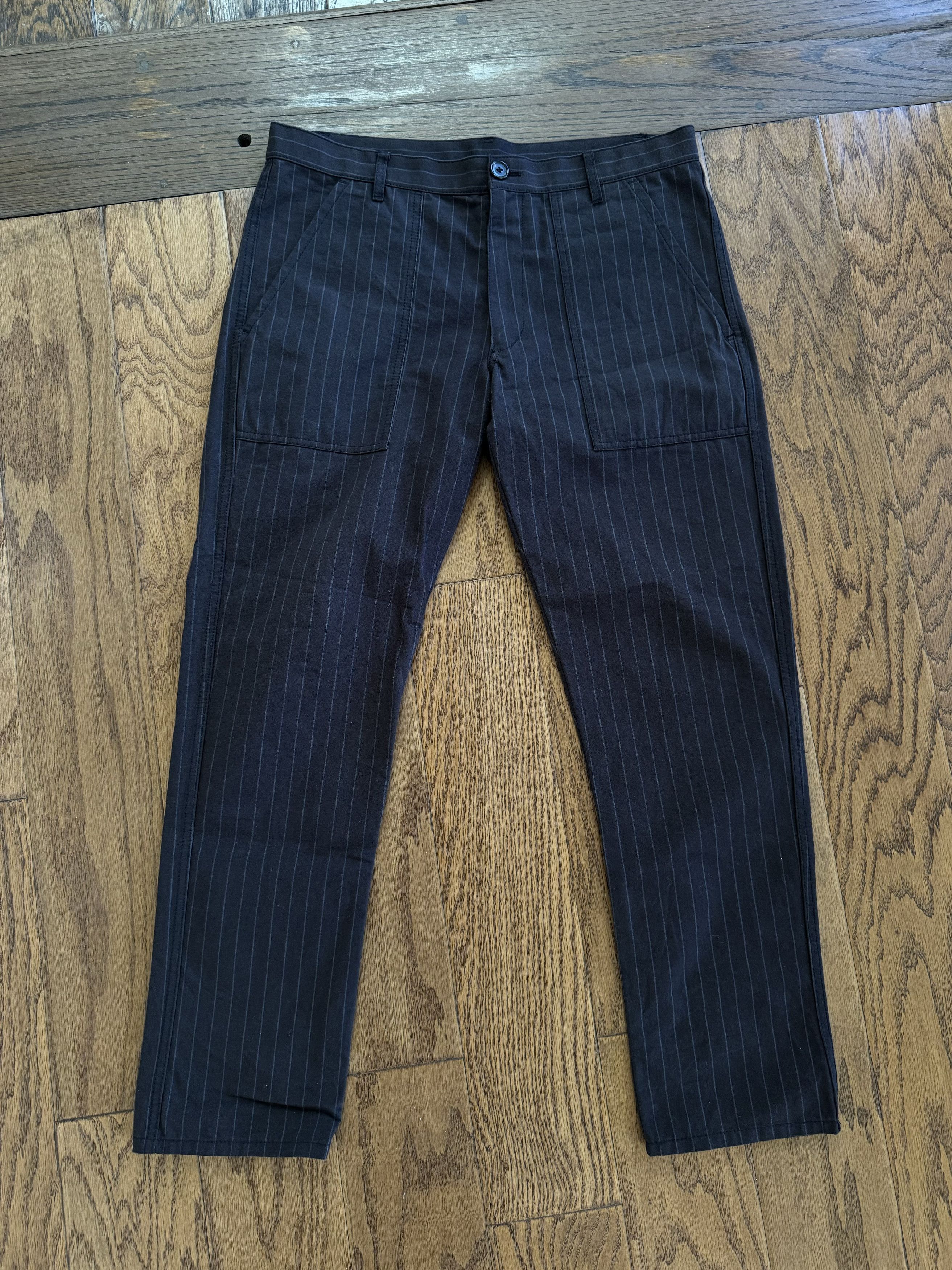 Comme des Garcons Comme des Garcons Pinstripes Pants Size US 32 / EU 48 - 1 Thumbnail