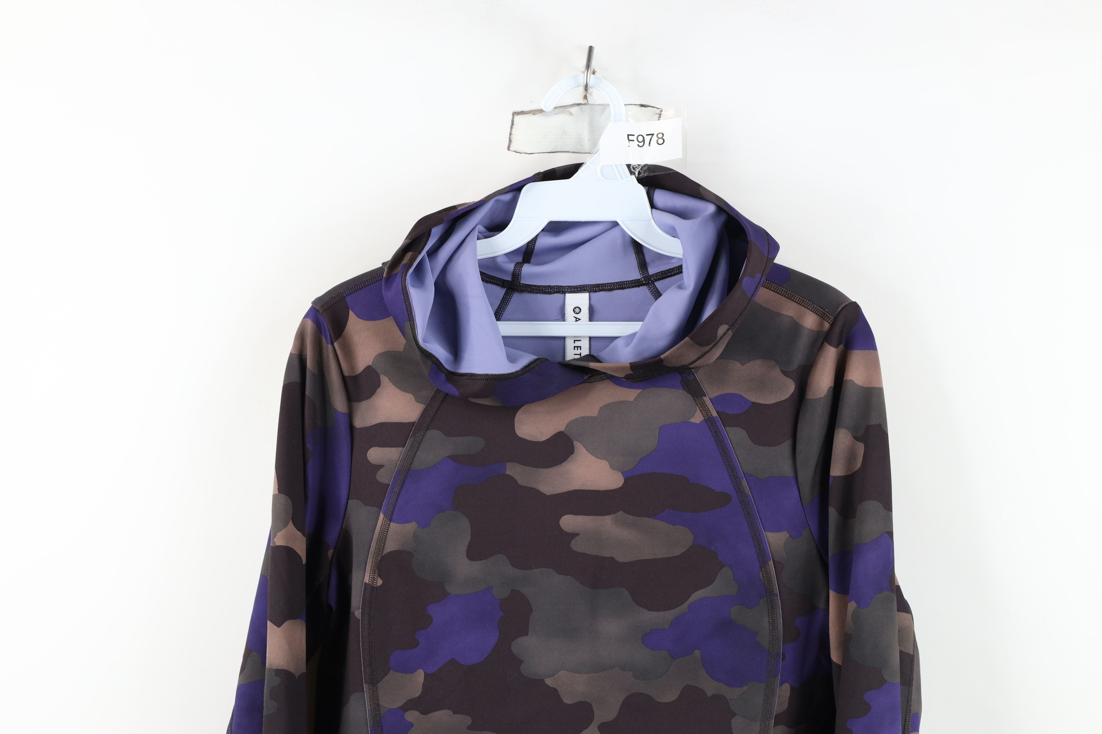 Athleta Athleta Camouflage The Pinnacle Crop Cropped Hoodie Yoga Gym Size XS / US 0-2 / IT 36-38 - 2 Thumbnail