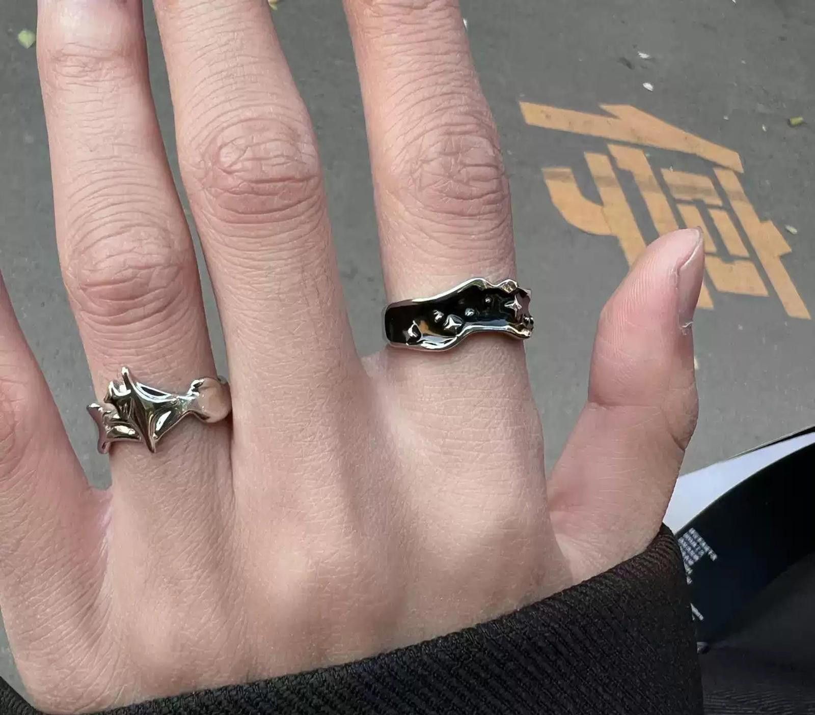 Jewelry Silver Gothic Star and Black Enamel Adjustable Rings Size ONE SIZE - 2 Thumbnail