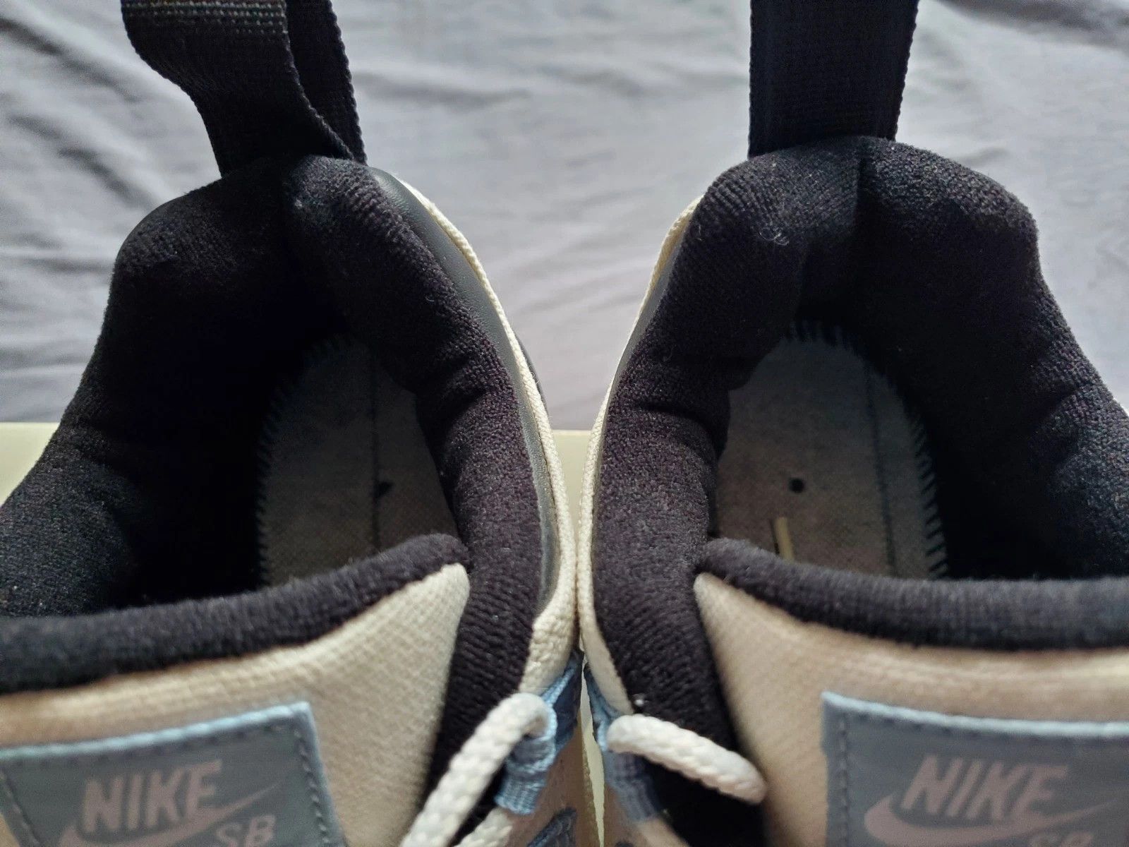 Nike × Supreme Size 7.5M/9W - Nike SB Darwin Low Supreme Sail Size US 7.5 / EU 40-41 - 9 Thumbnail