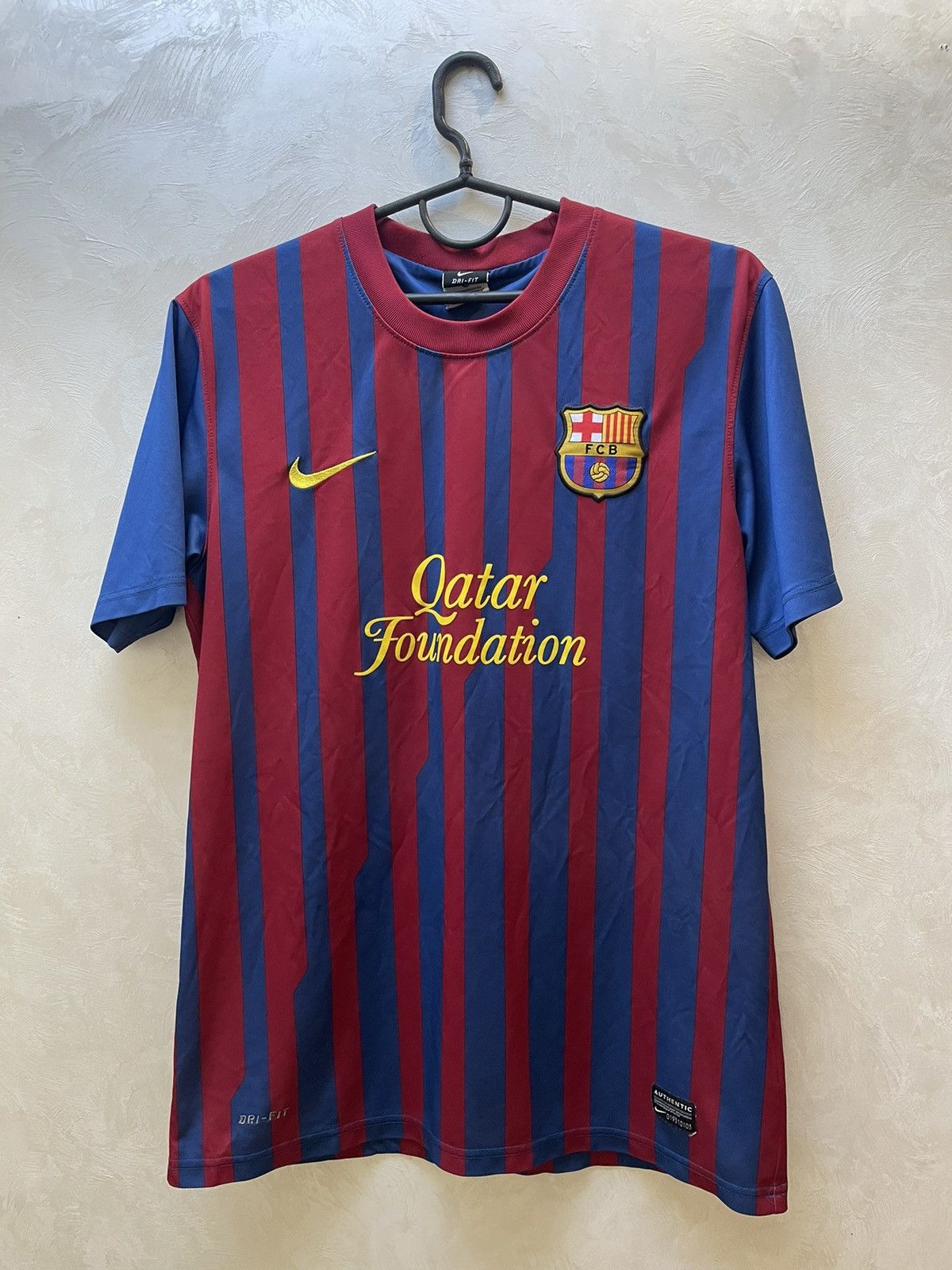Nike × Vintage BARCELONA 2011 2012 HOME FOOTBALL SHIRT SOCCER JERSEY NIKE Size US M / EU 48-50 / 2 - 1 Thumbnail