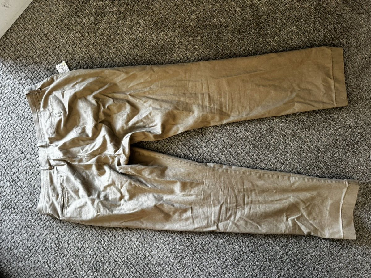 J.Crew Chinos Size US 35 - 2 Thumbnail