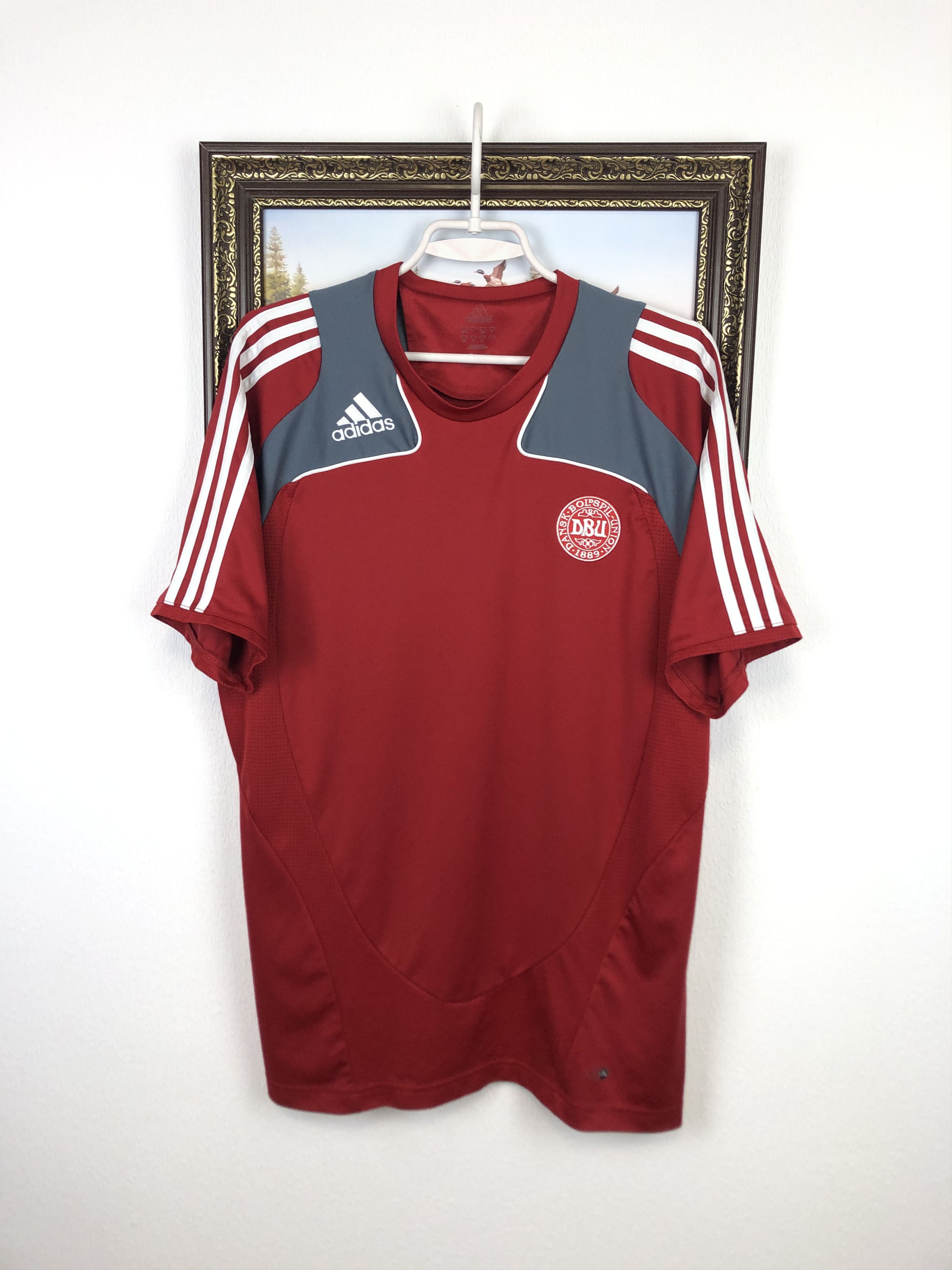 Adidas Vintage Adidas Denmark Football Train Shirt Soccer Jersey Size US L / EU 52-54 / 3 - 1 Thumbnail