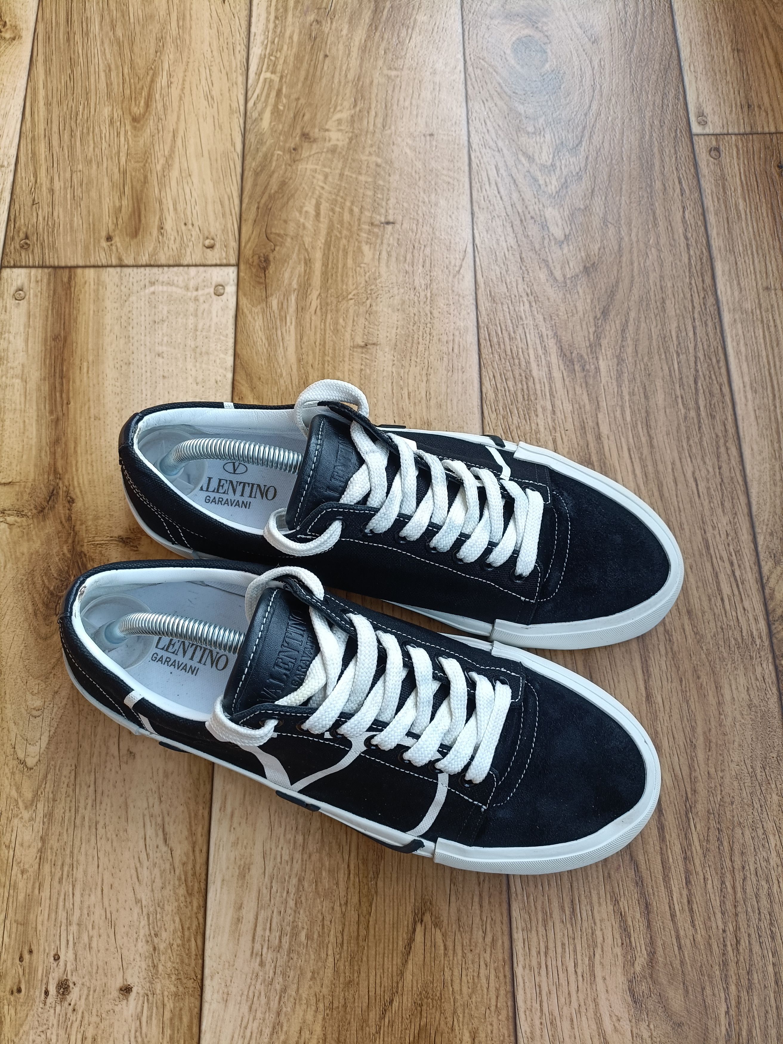 Valentino Valentino Garavani Canvas Sneakers Size US 8 / EU 41 - 16 Thumbnail