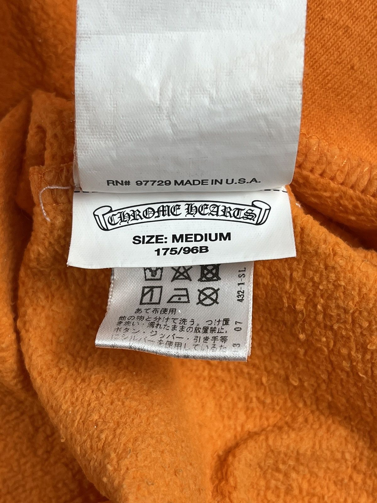 Chrome Hearts × Off-White 2018 Chrome Hearts Off White Scroll Logo Orange Hoodie Size US M / EU 48-50 / 2 - 13 Thumbnail
