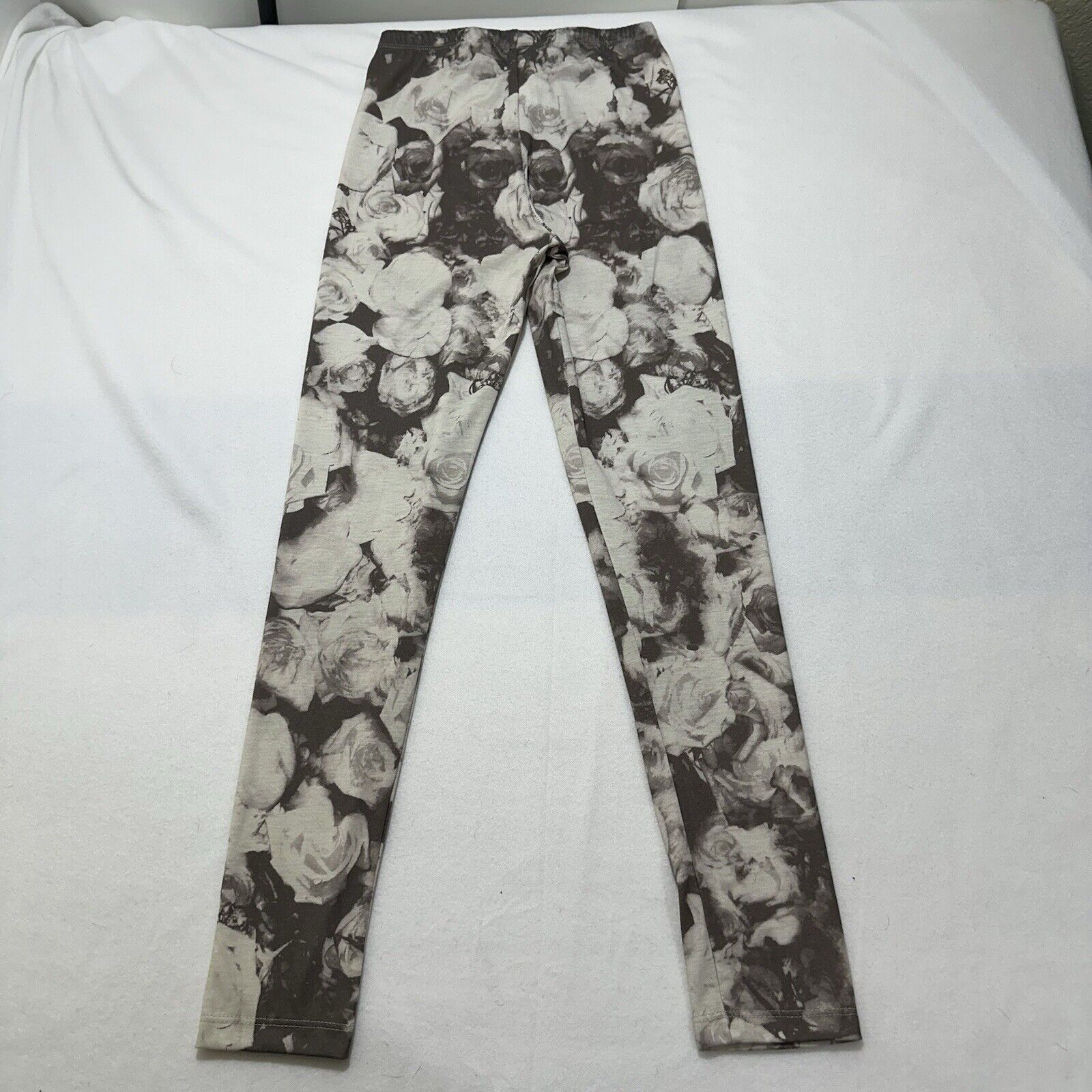 Bdg BDG Medium Gray Floral Stretch Leggings High Rise Pull On Size 32" / US 10 / IT 46 - 6 Thumbnail