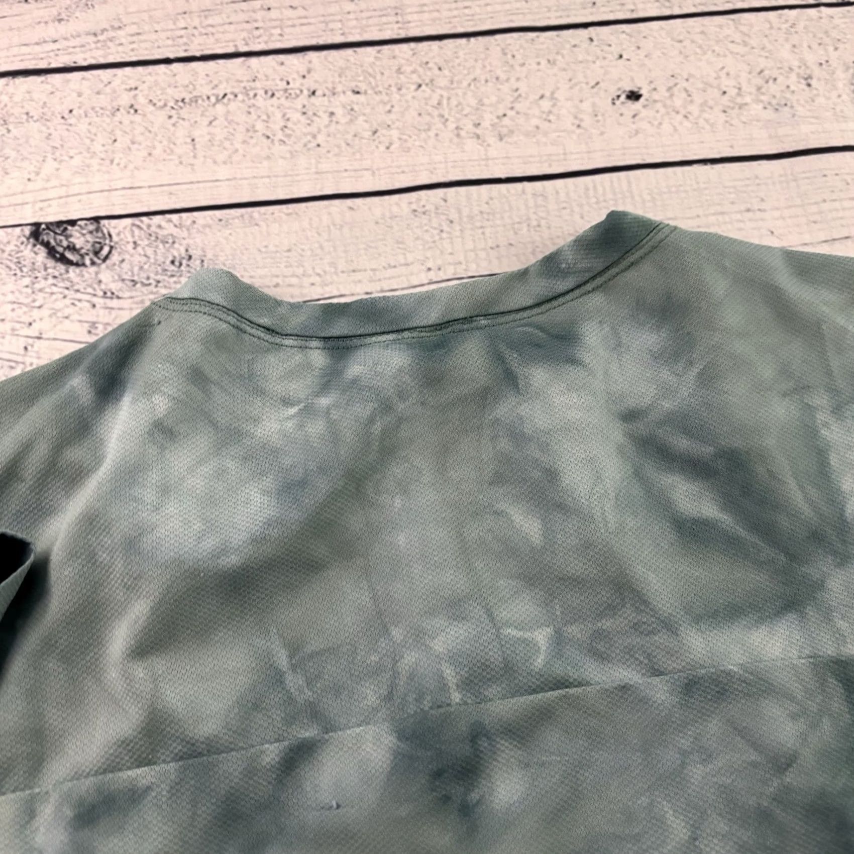 Lululemon Lululemon Short Sleeve T-Shirt Athletic Pocket Shirt Men L Gray Tie Dye Blue Gray Size US L / EU 52-54 / 3 - 7 Thumbnail