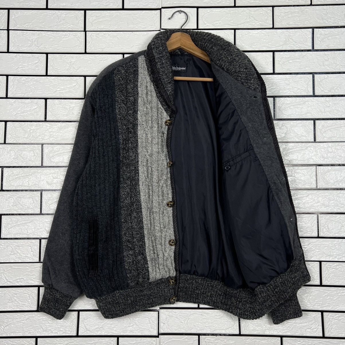 Other ARNALDO BASSINI Knitted Button Jacket #4037-C183 Size US L / EU 52-54 / 3 - 8 Thumbnail