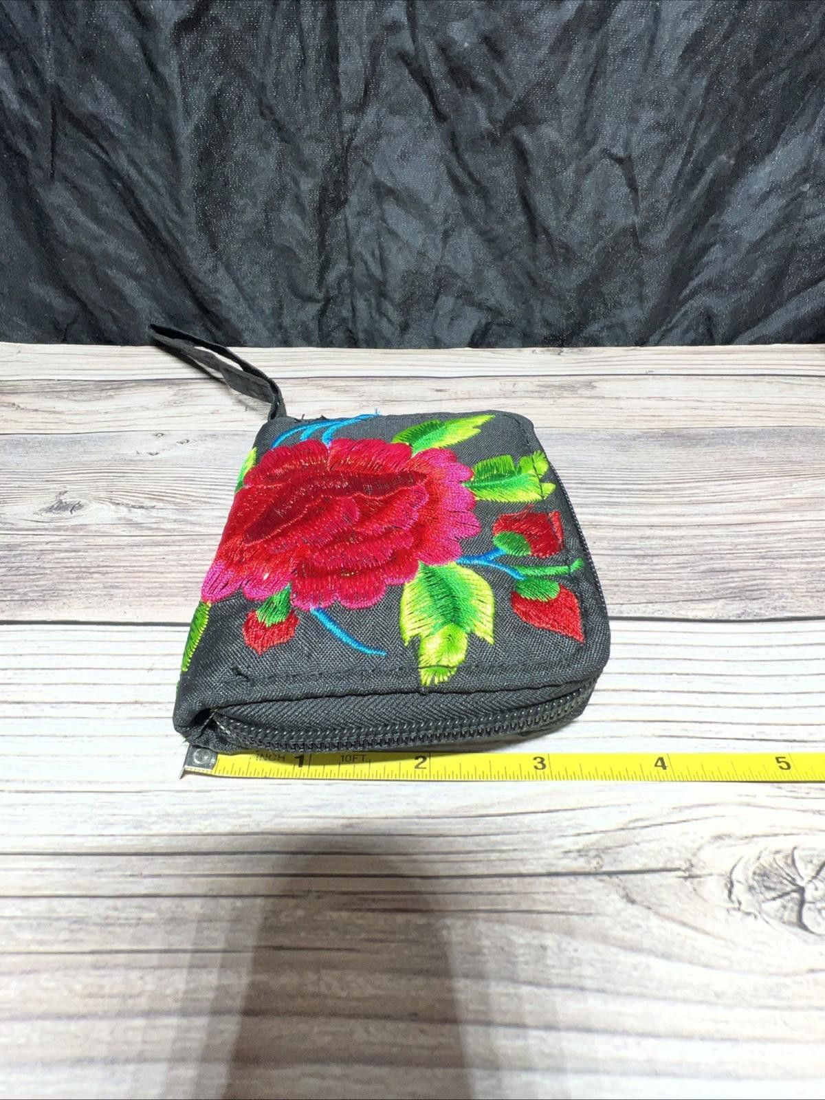 NBDN Nobrandedon Authentic Mexican embroidered Zip-Around Coin Pouch Wallet Size ONE SIZE - 6 Thumbnail