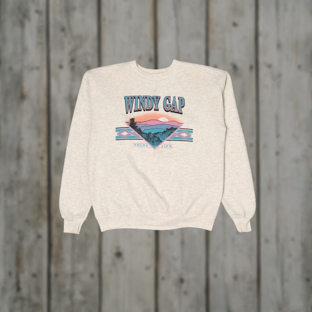 Hanes VINTAGE Windy Gap Young Life Sweatshirt Hanes Grey Sweatshirt Adult Medium Original Size US M / EU 48-50 / 2 - 1 Thumbnail