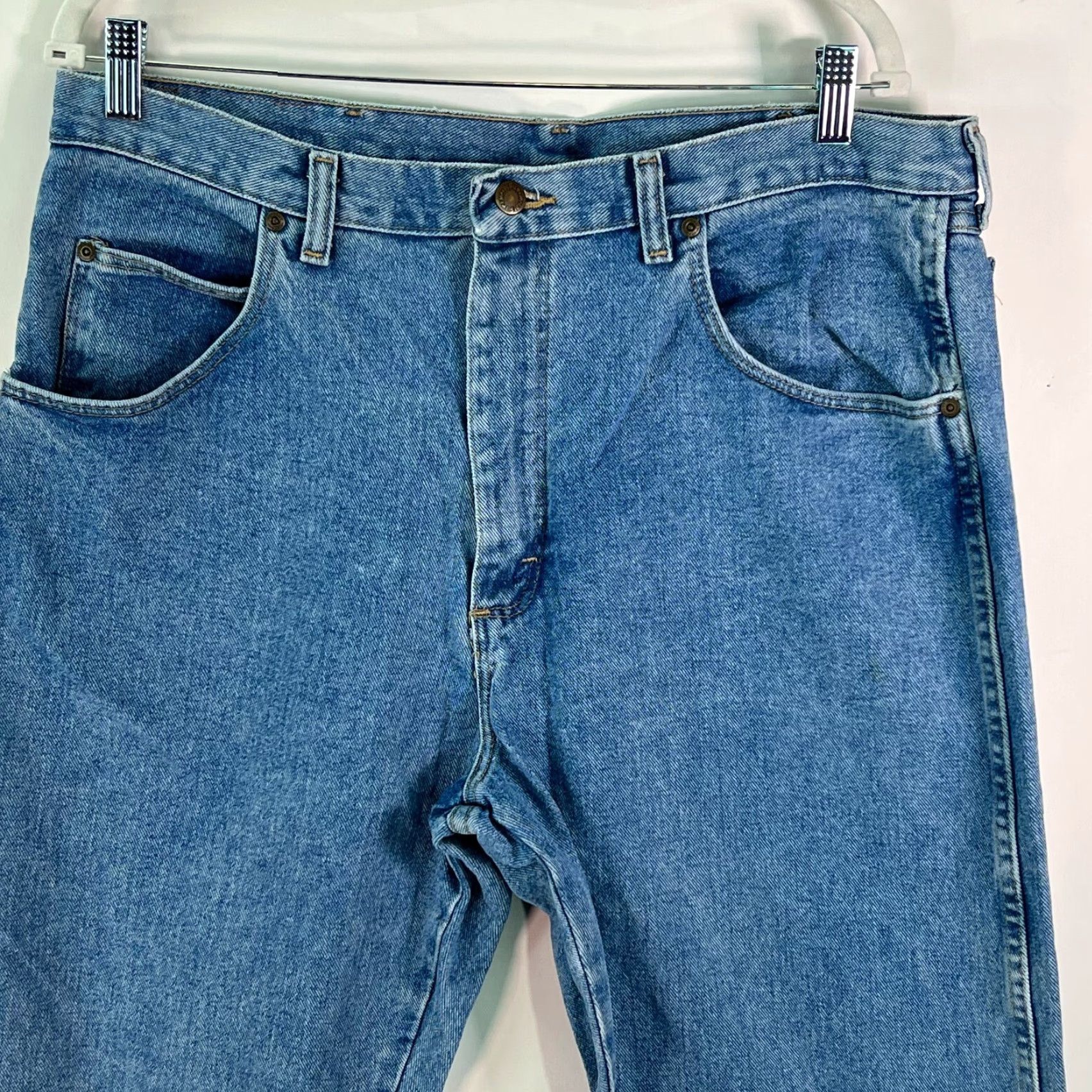 Wrangler Wrangler Jeans Main Selling Point: Wrangler Mid Rise Flat Front Denim Jeans - 38X32 - Blue - Regular - 100% Cotton - Men Size US 38 / EU 54 - 3 Thumbnail
