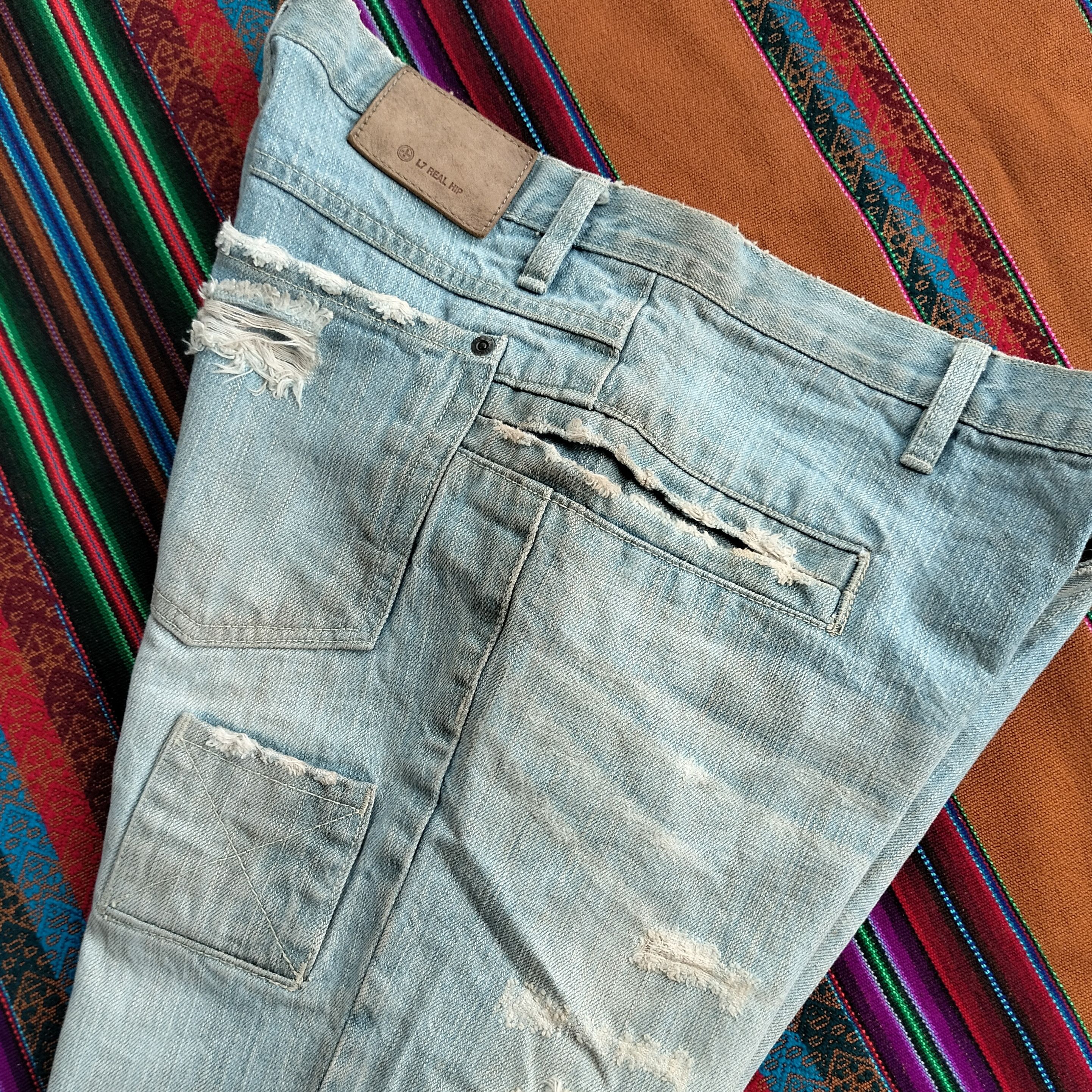 Le Grande Bleu (L.G.B.) mud wash distressed flare denim Size US 34 / EU 50 - 16 Thumbnail