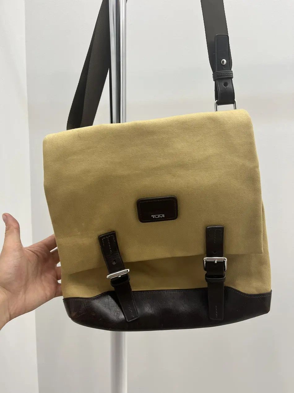 Tumi Tumi Cotton Leather Shoulder Bag Size ONE SIZE - 2 Thumbnail