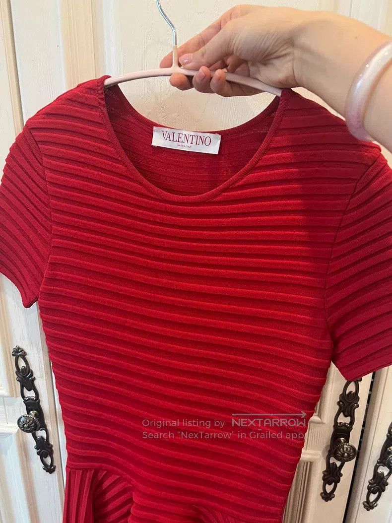 Valentino Valentino knitted dresses Size S / US 4 / IT 40 - 6 Thumbnail