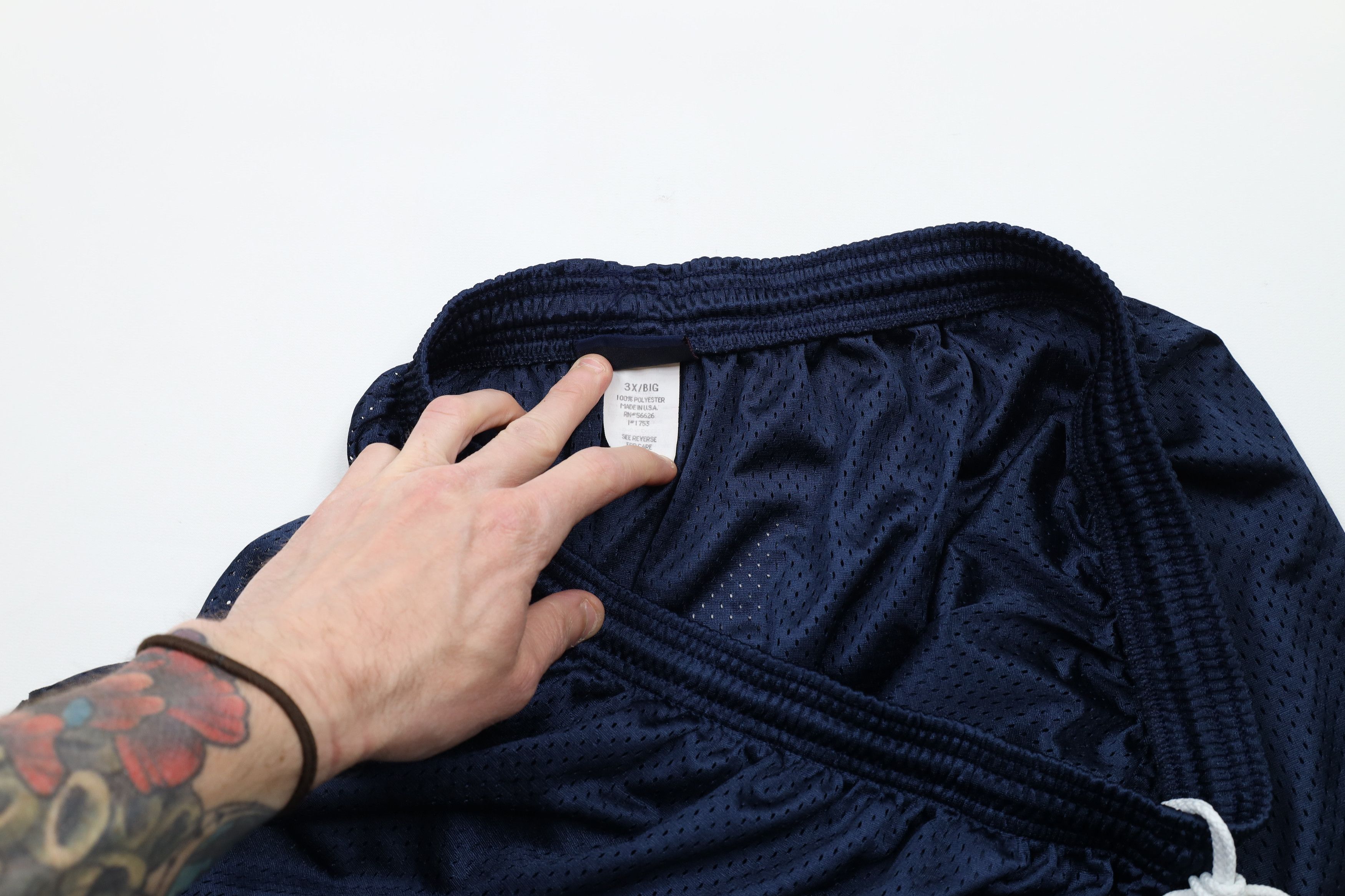 Vintage Vintage 90s Streetwear Above Knee Mesh Shorts Navy Blue USA Size US 40 / EU 56 - 6 Thumbnail