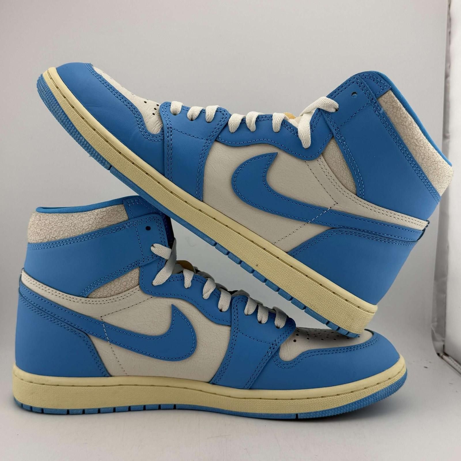 Nike Air Jordan 1 Retro High UNC Reimagined US 11 Used with Box Size US 11 / EU 44 - 7 Thumbnail